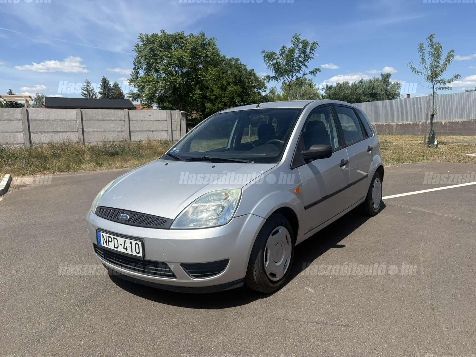 FORD FIESTA 2004/10 - 1