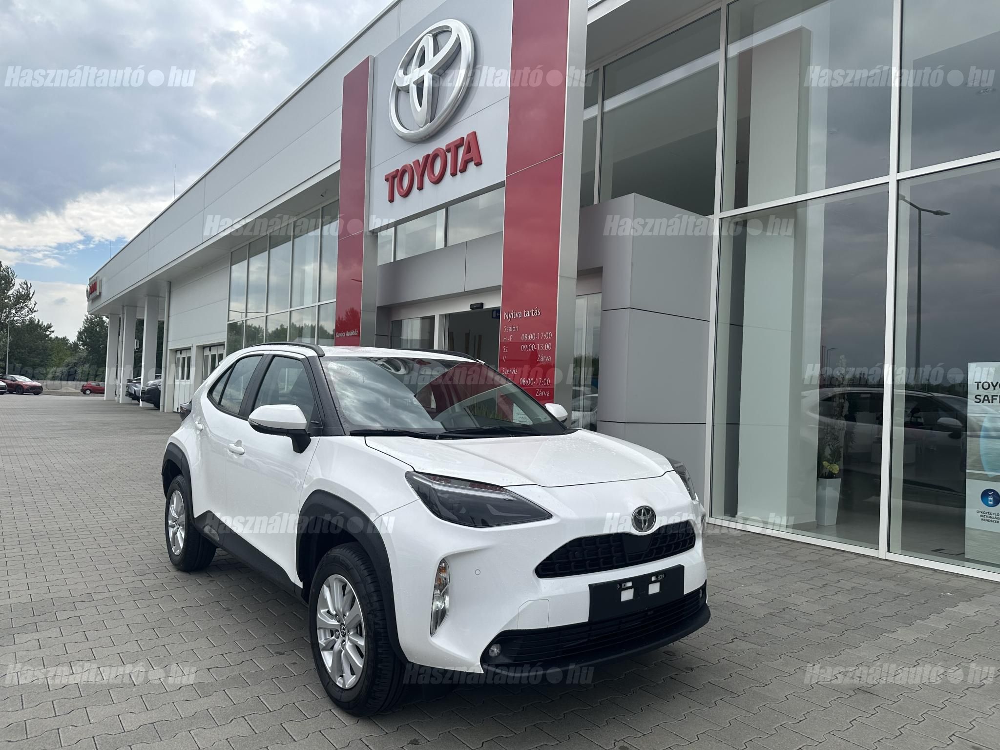 TOYOTA YARIS CROSS 2026 - 1
