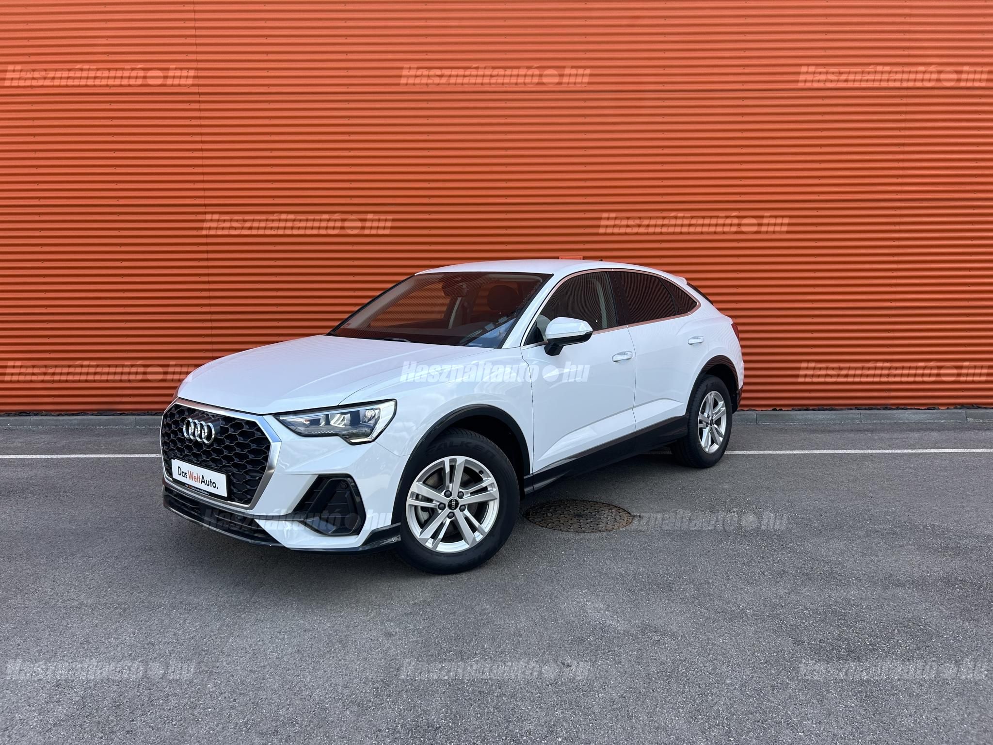AUDI Q3 2025/3 - 1