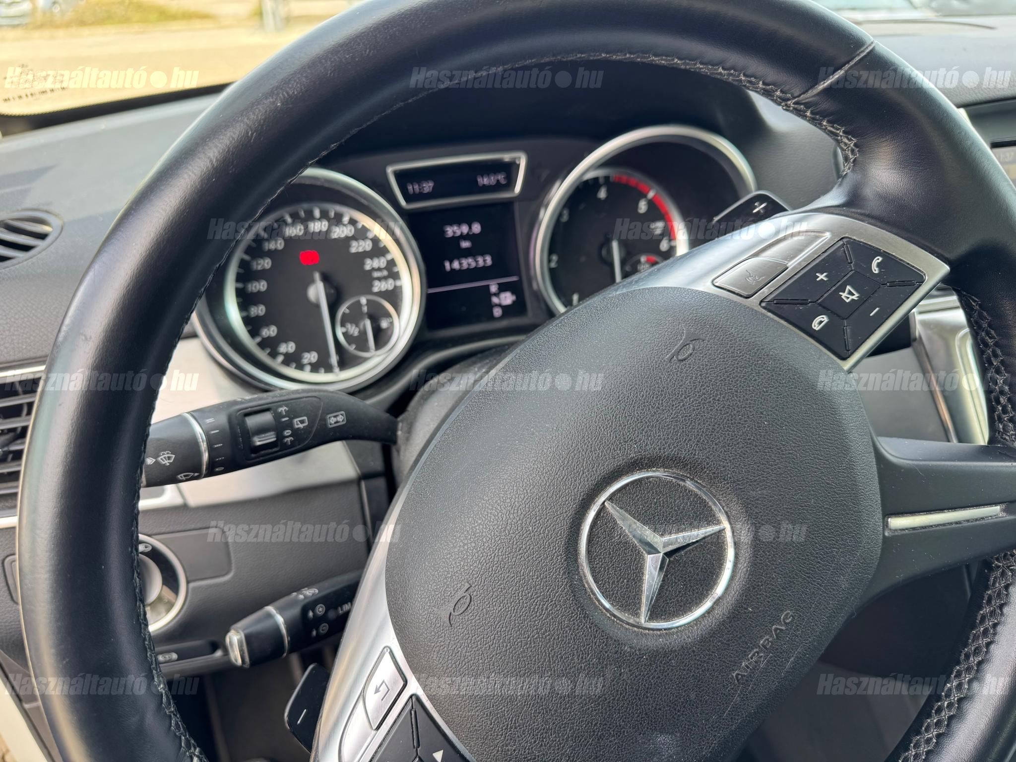 MERCEDES-BENZ ML 250 2012 - 1