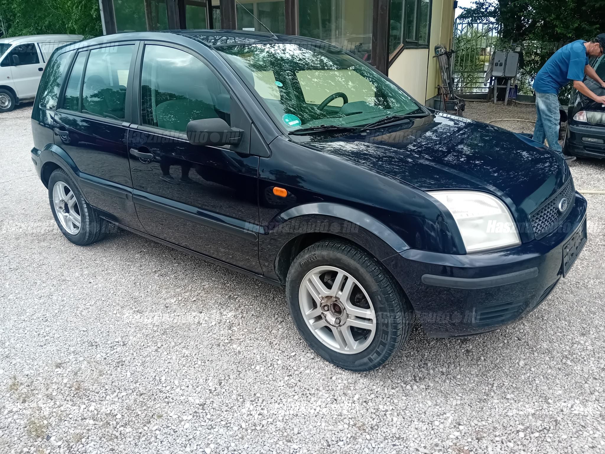 FORD FUSION 2004/3 - 1