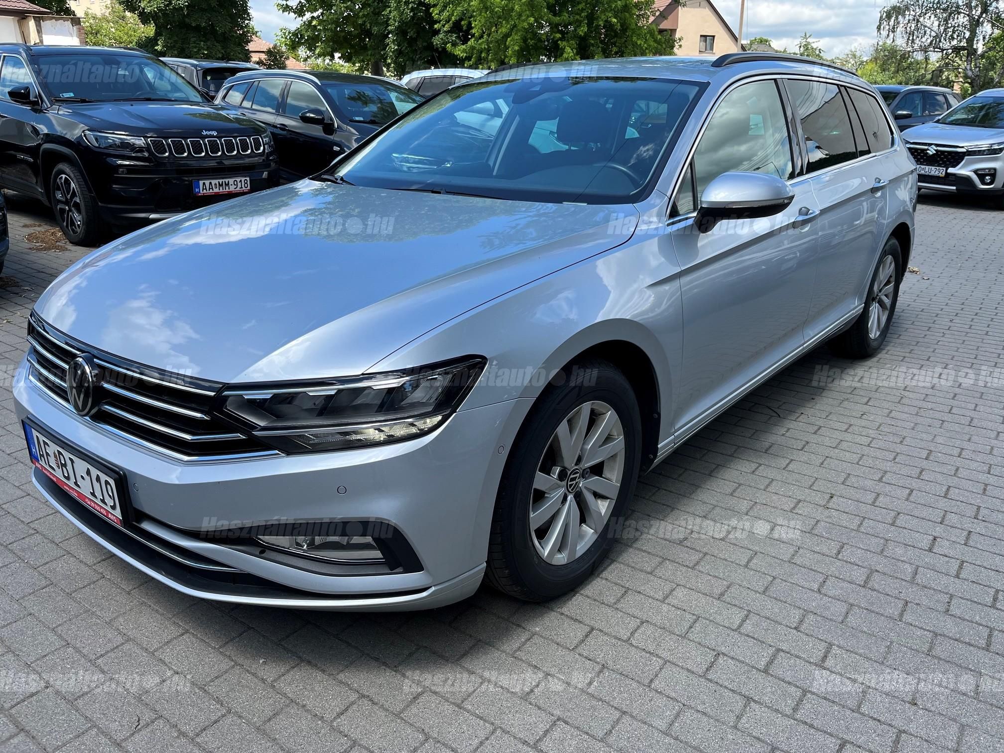 VOLKSWAGEN PASSAT 2023/4 - 1