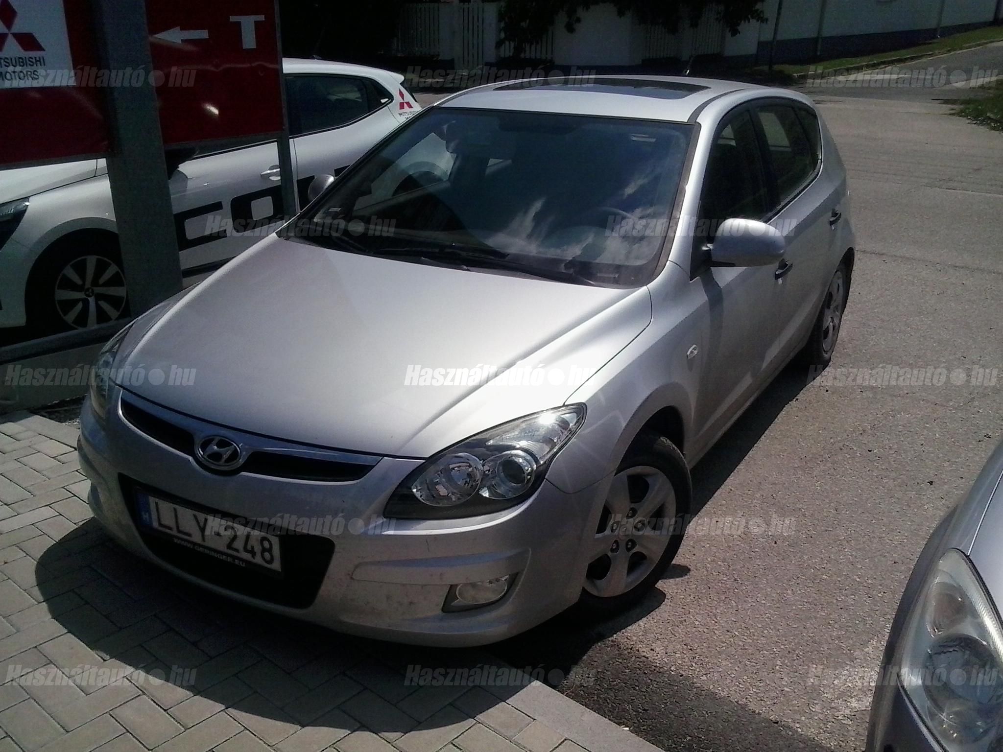 HYUNDAI I30 2009/6 - 1