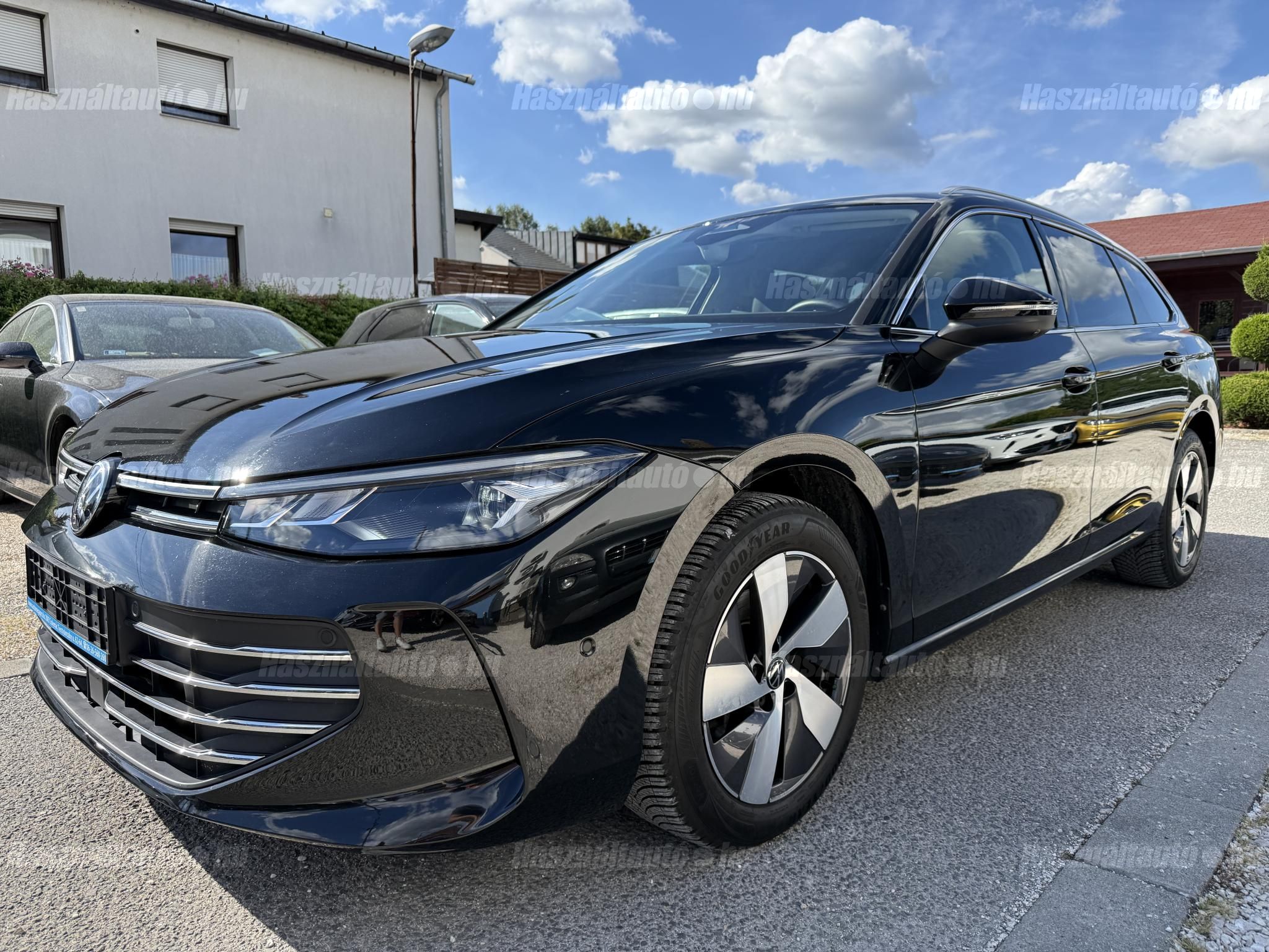 VOLKSWAGEN PASSAT 2025/7 - 1