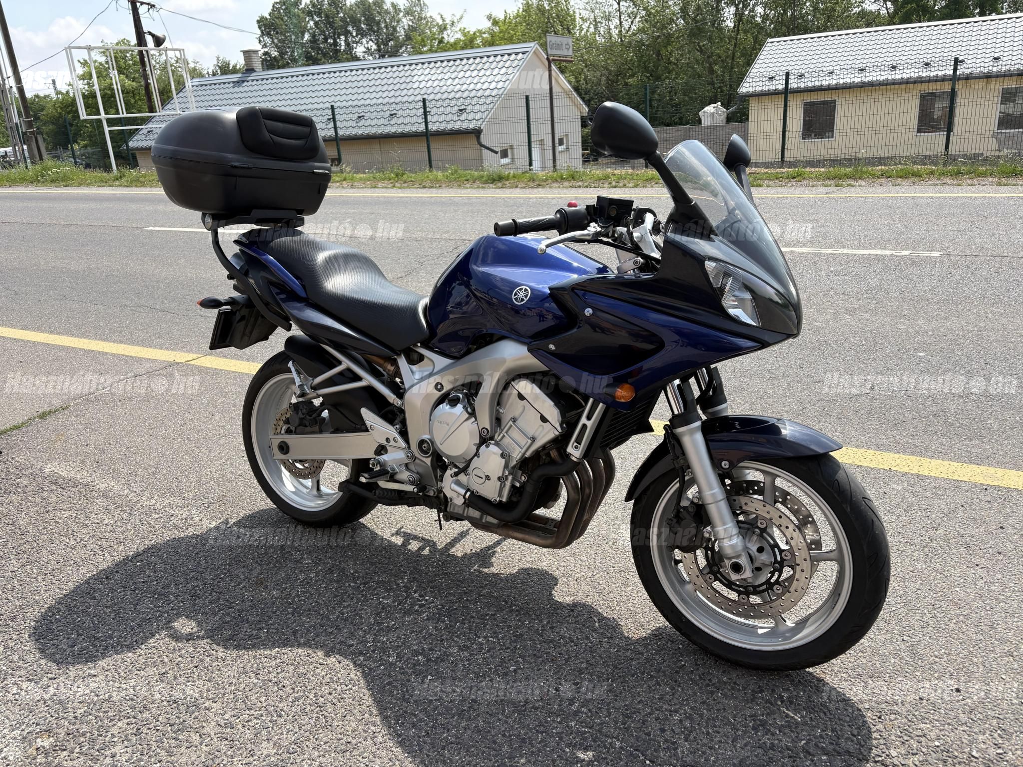 YAMAHA FZ6-S (FAZER) 2005 - 1