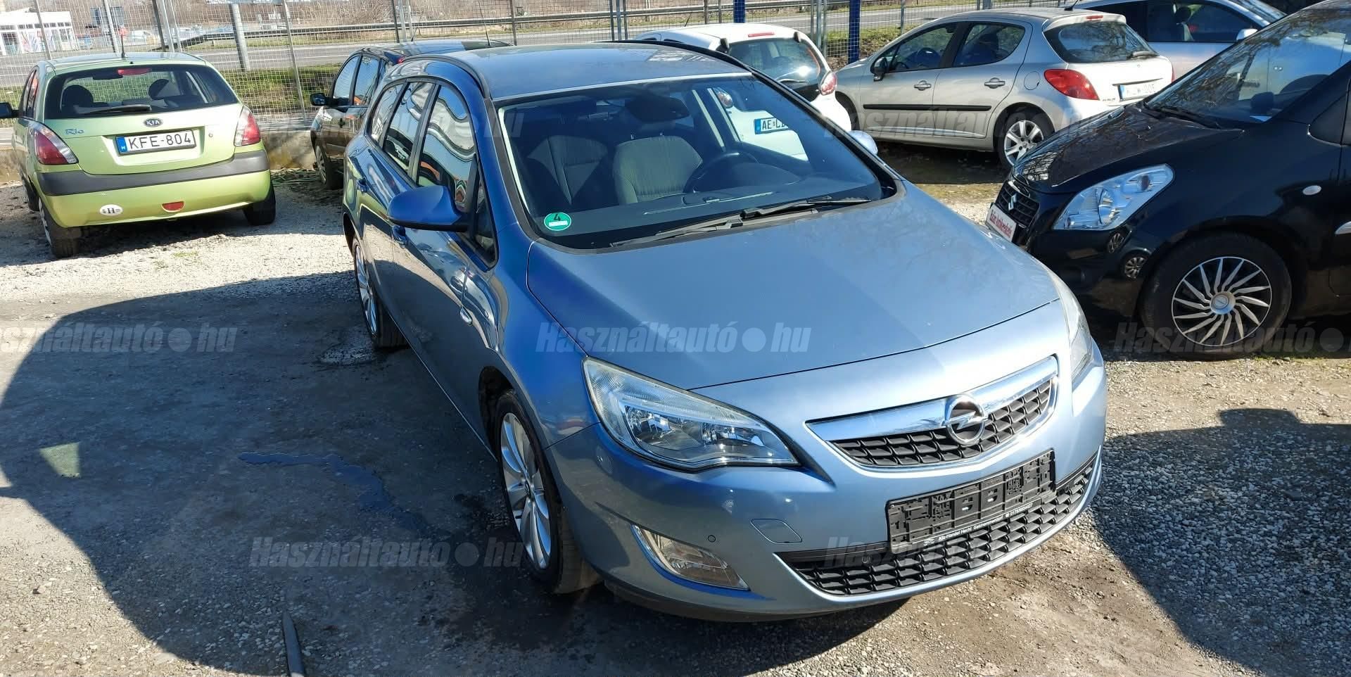 OPEL ASTRA J 2011/6 - 1