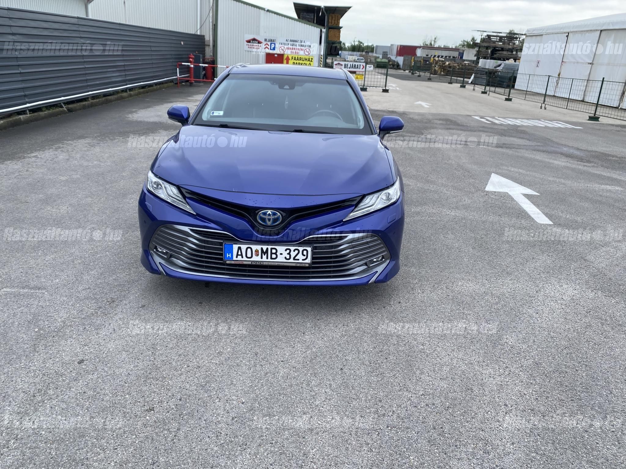 TOYOTA CAMRY 2021/2 - 1