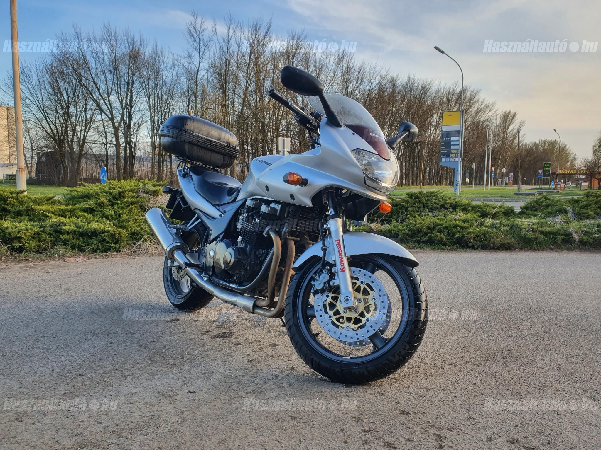 KAWASAKI ZR-7S 2003/4 - 1