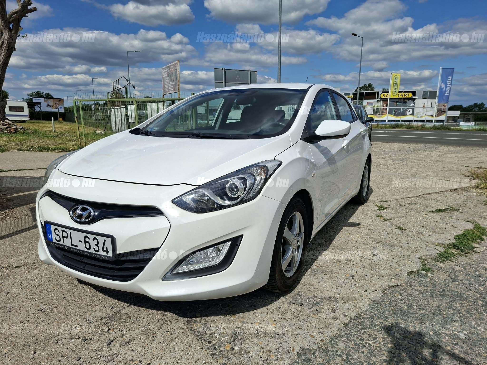 HYUNDAI I30 2012/9 - 1