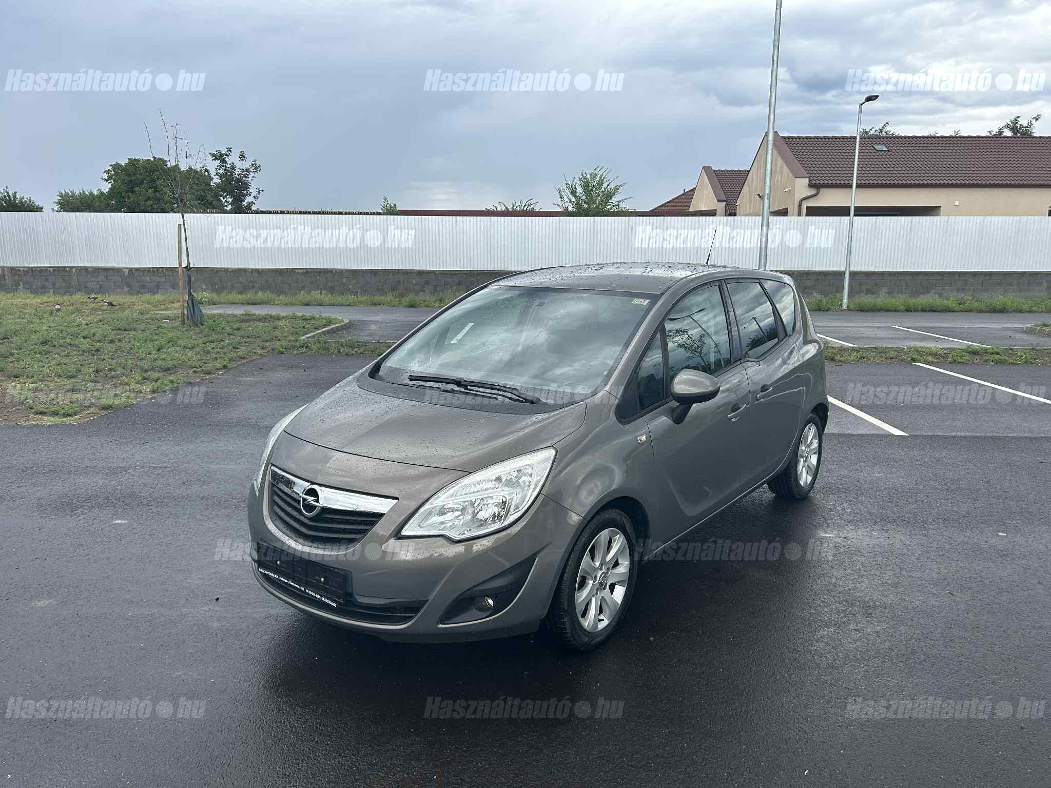 OPEL MERIVA B 2013 - 1