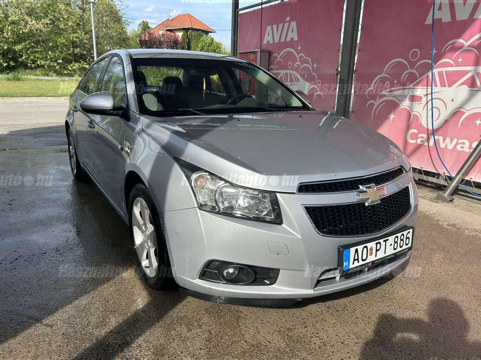 CHEVROLET CRUZE 2010 - 1