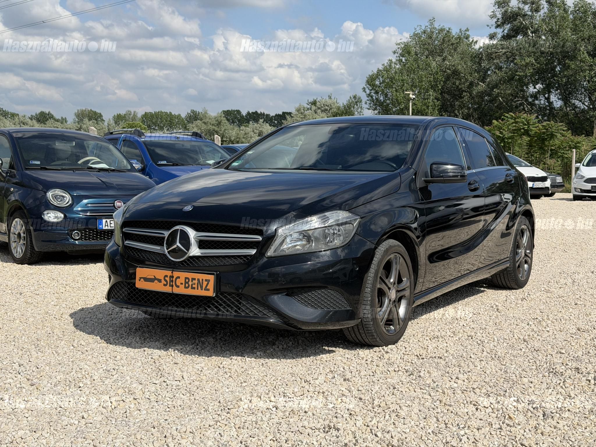 MERCEDES-BENZ A 180 2014/10 - 1
