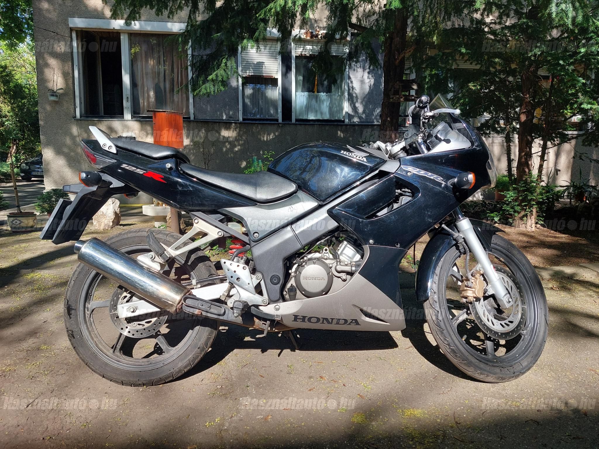 HONDA CBR 125 R 2006/6 - 1