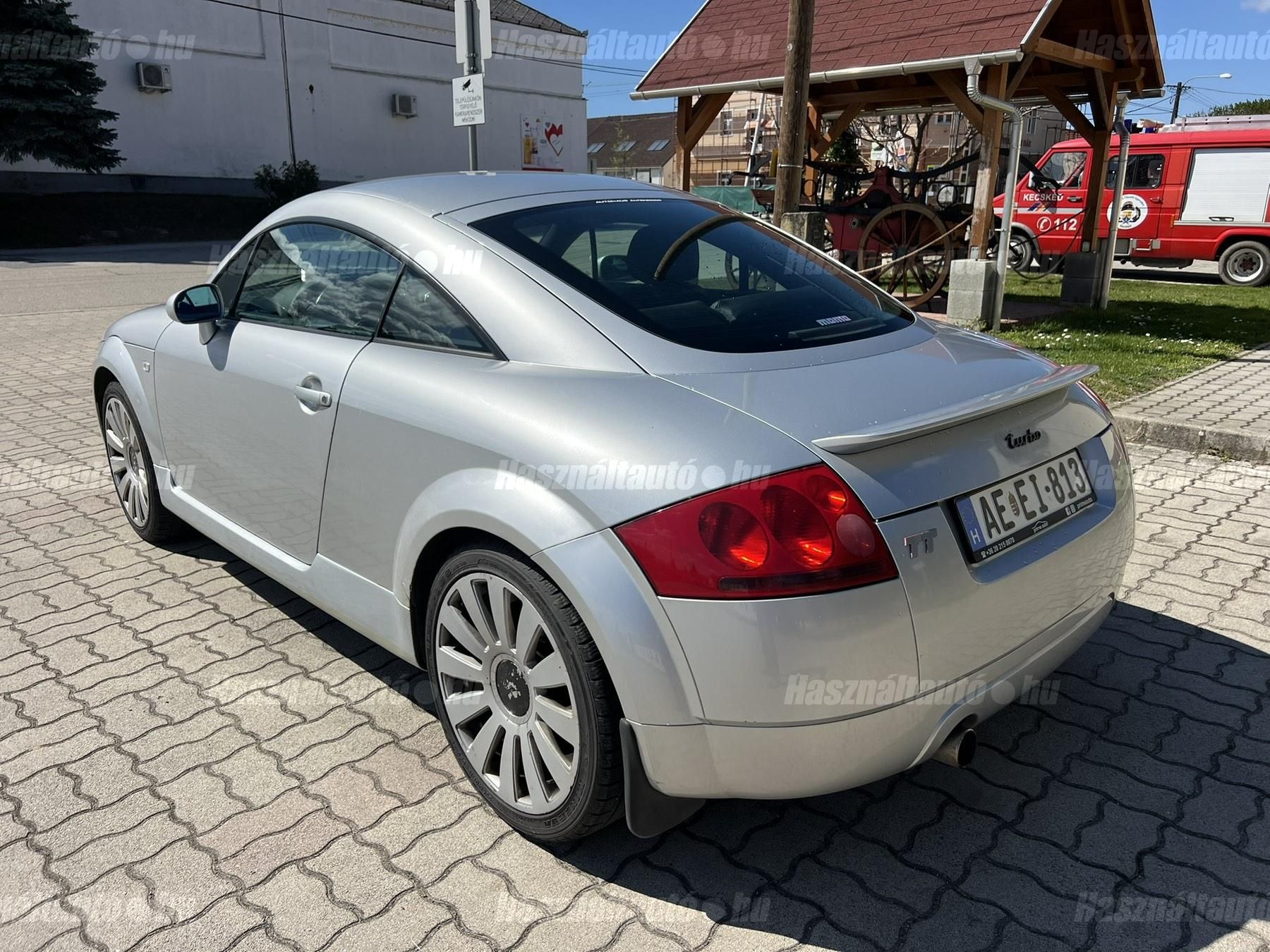 AUDI TT 2002/7 - 1