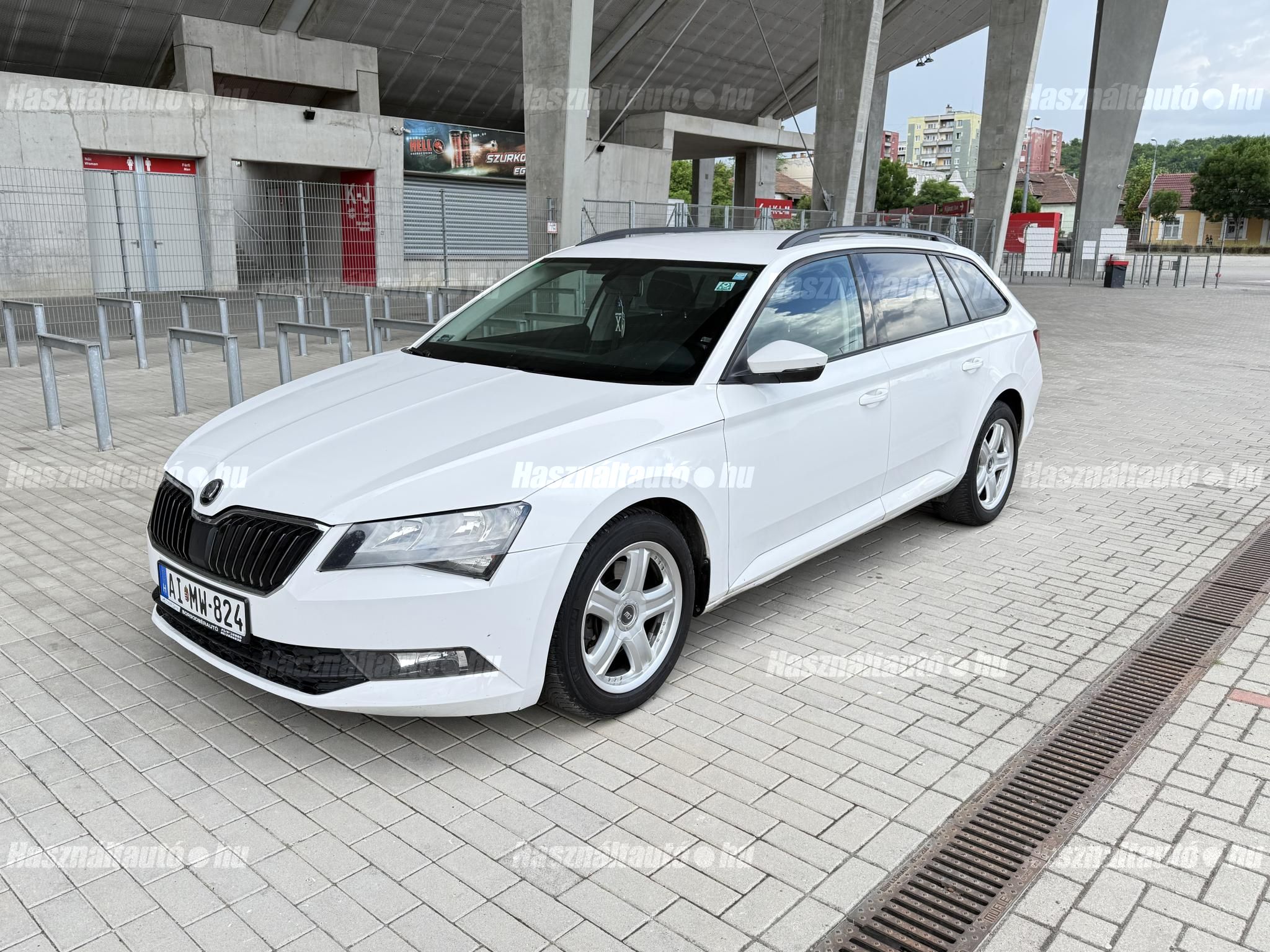 SKODA SUPERB 2017/8 - 1