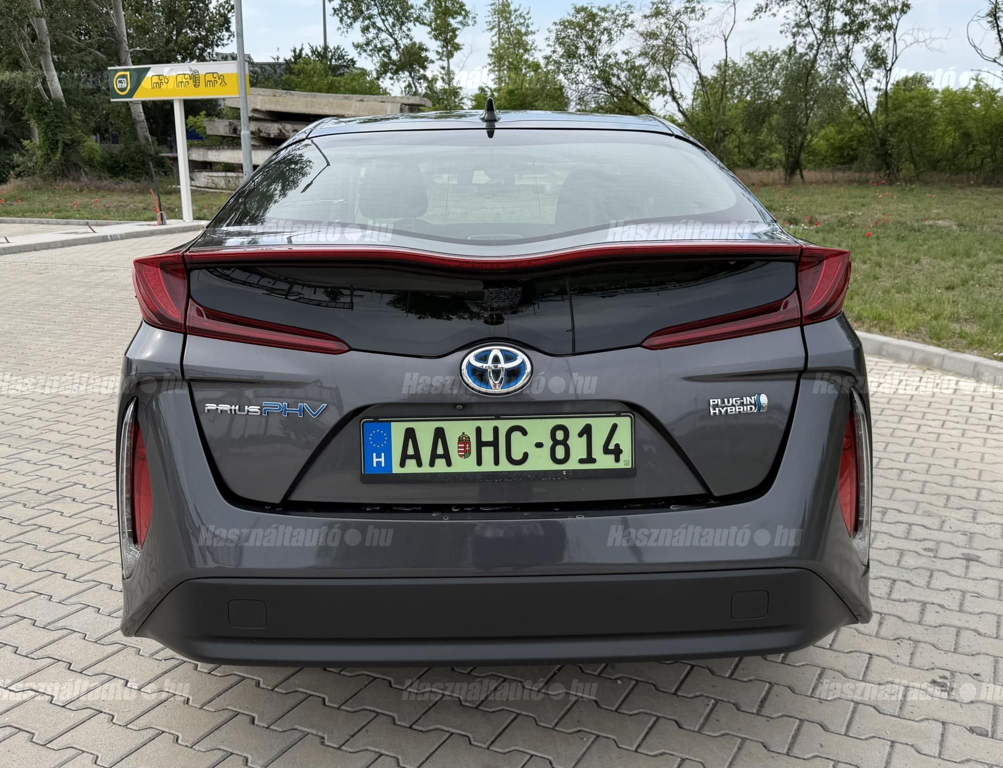 TOYOTA PRIUS PLUG-IN 2018/8 - 1