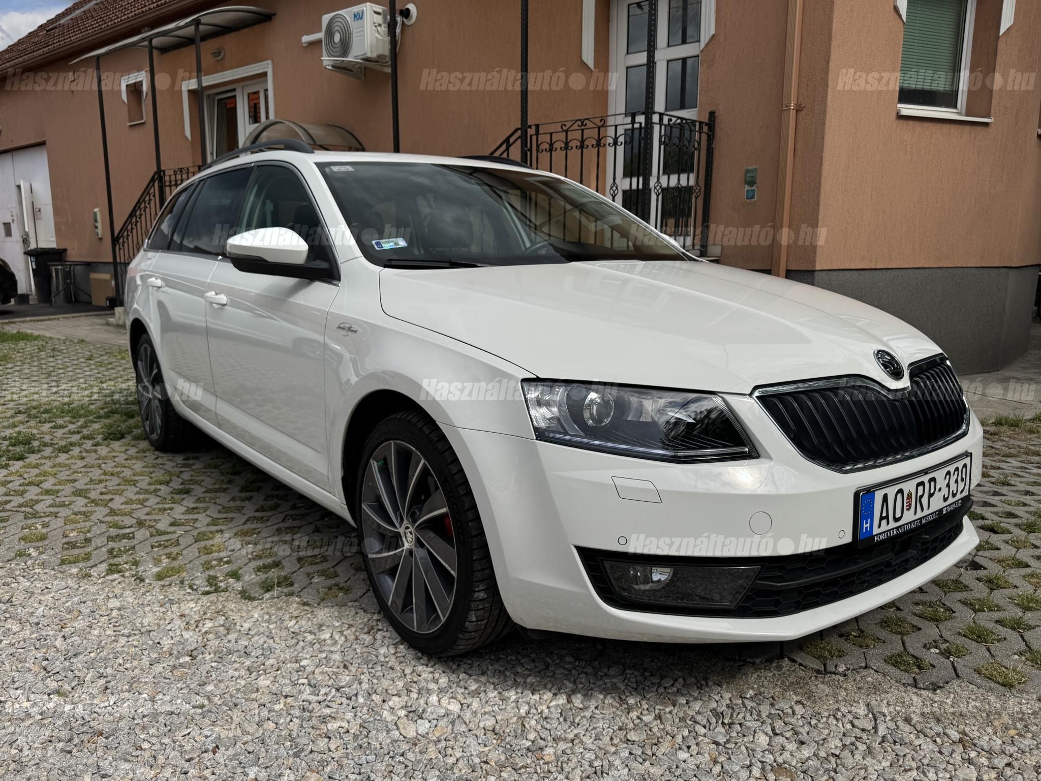 SKODA OCTAVIA 2015/4 - 1