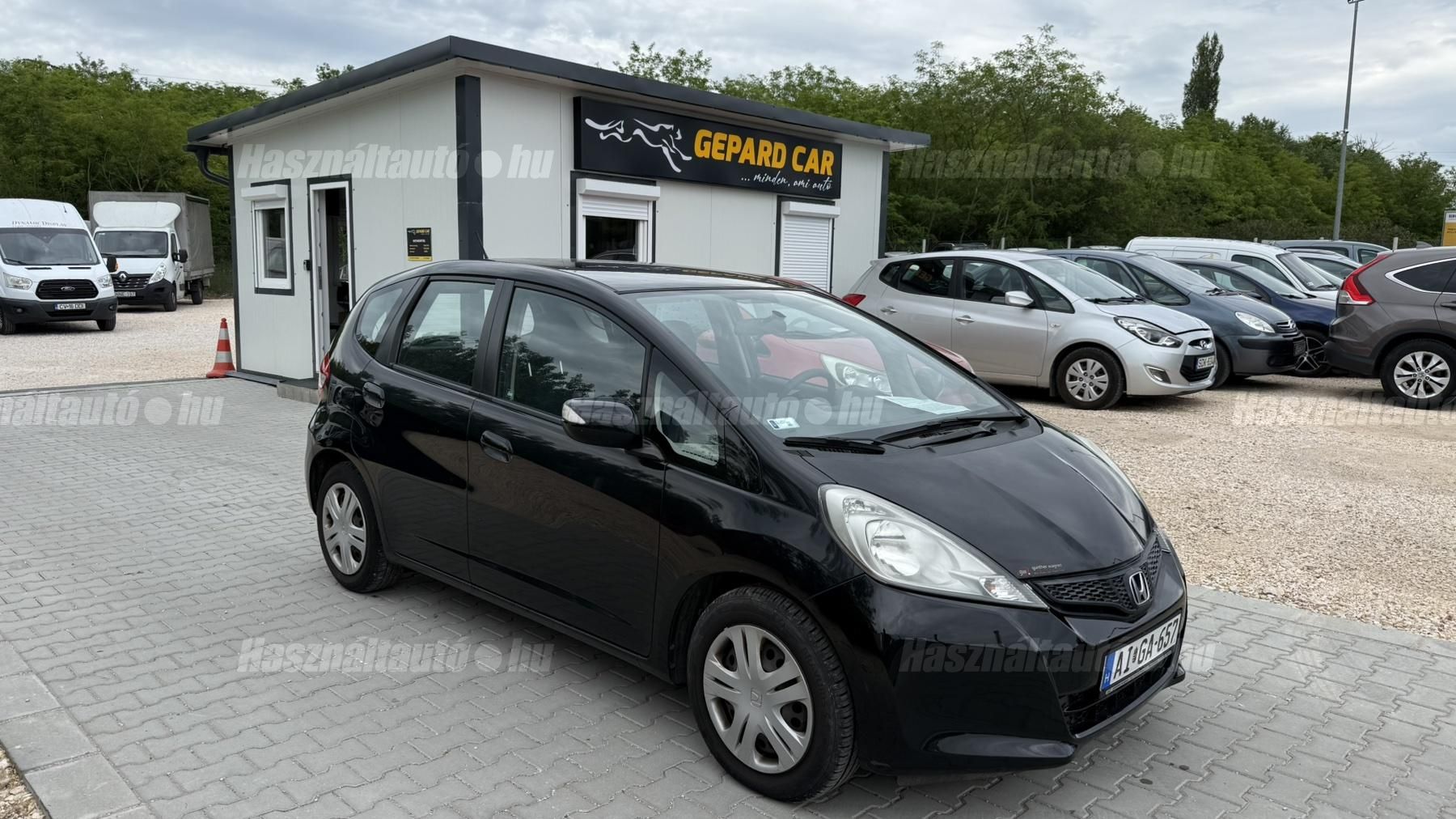 HONDA JAZZ 2012/6 - 1