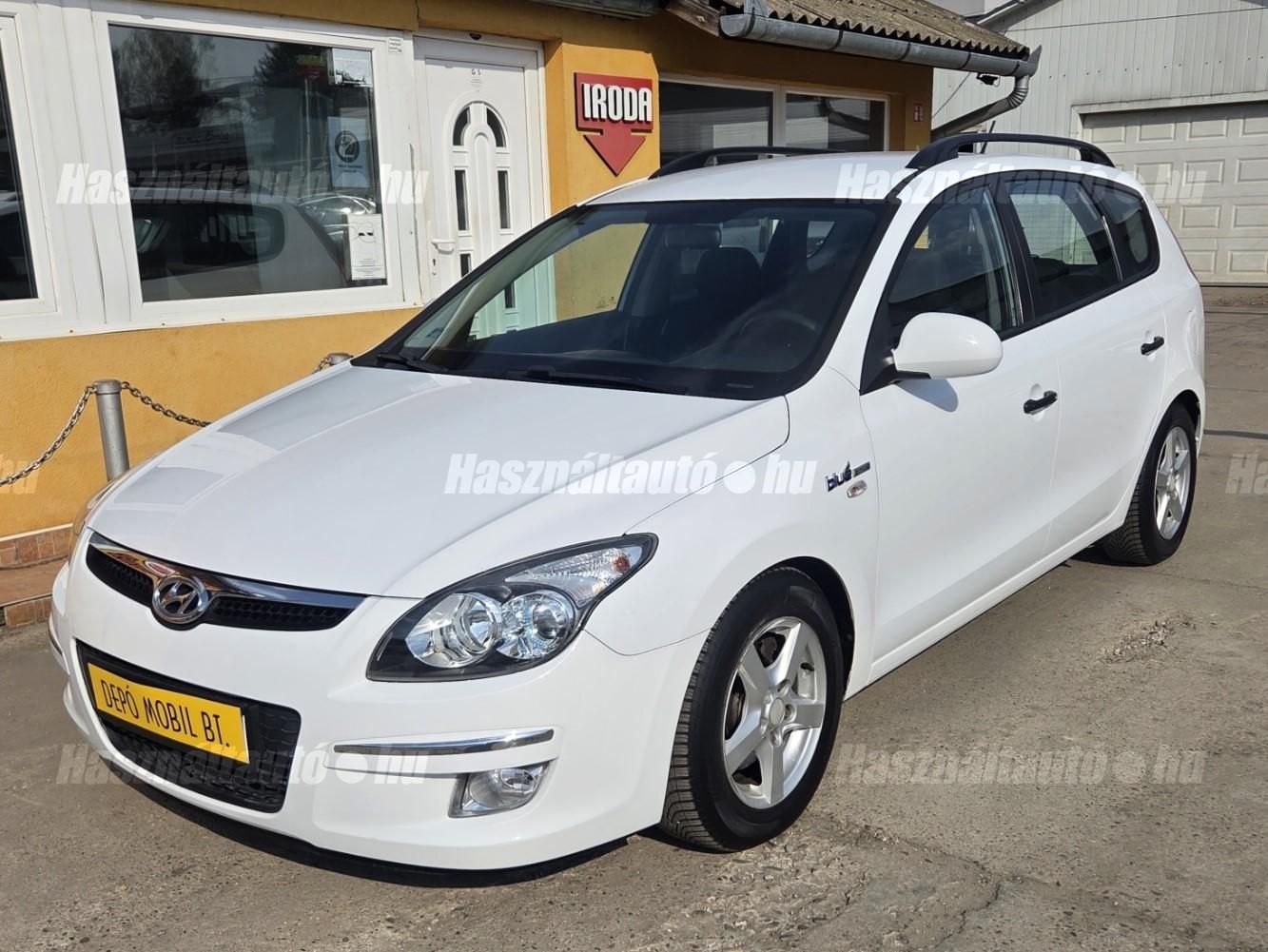 HYUNDAI I30 2010/6 - 1