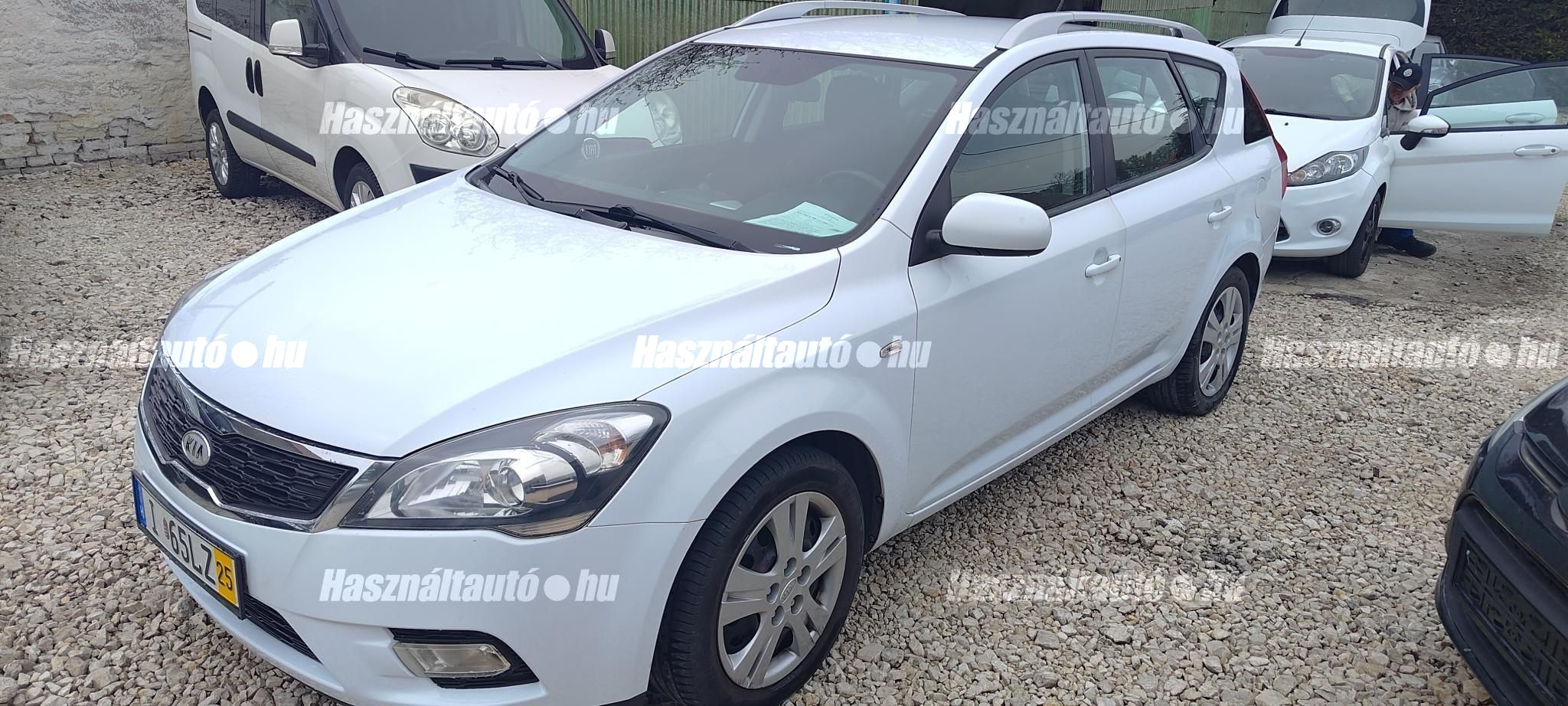 KIA CEE'D 2010/11 - 1