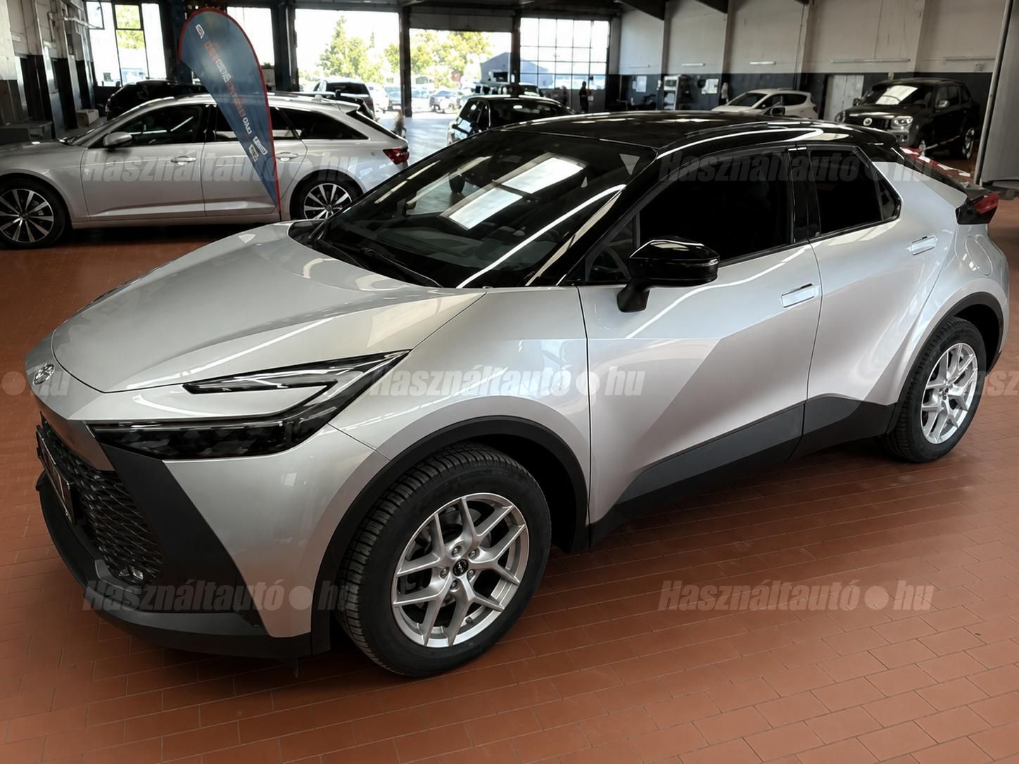 TOYOTA C-HR 2025/7 - 1