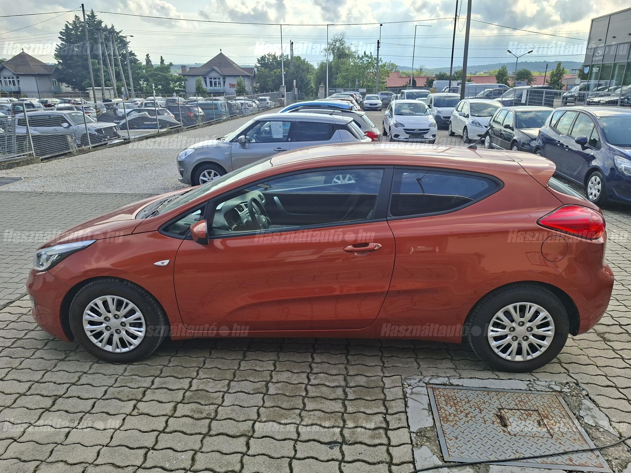 KIA PRO CEE'D 2013/7 - 1