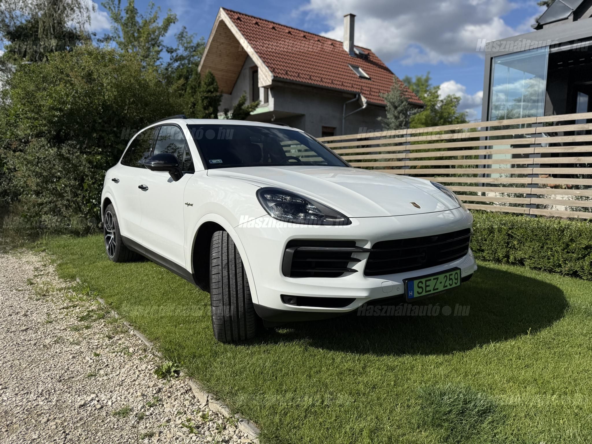 PORSCHE CAYENNE 2020/8 - 1