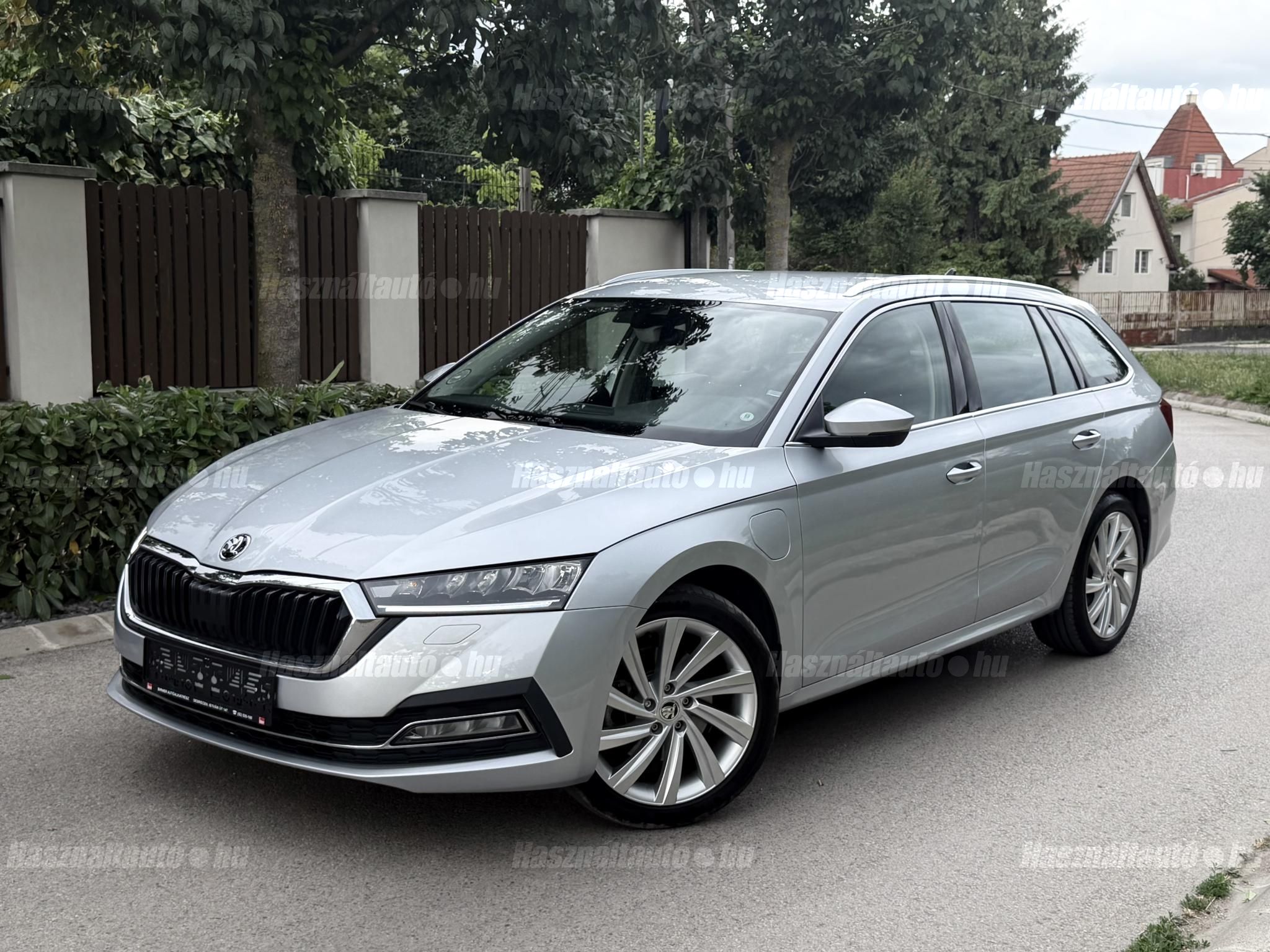SKODA OCTAVIA 2021/5 - 1