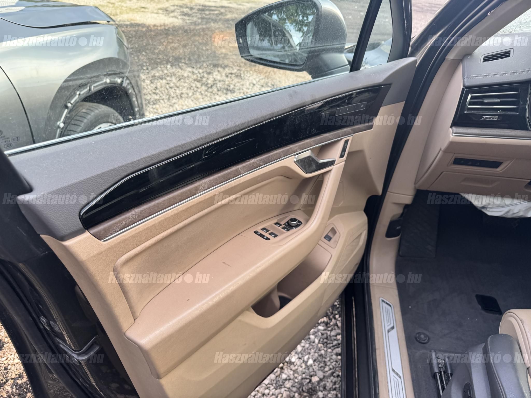VOLKSWAGEN TOUAREG 2021/1 - 1
