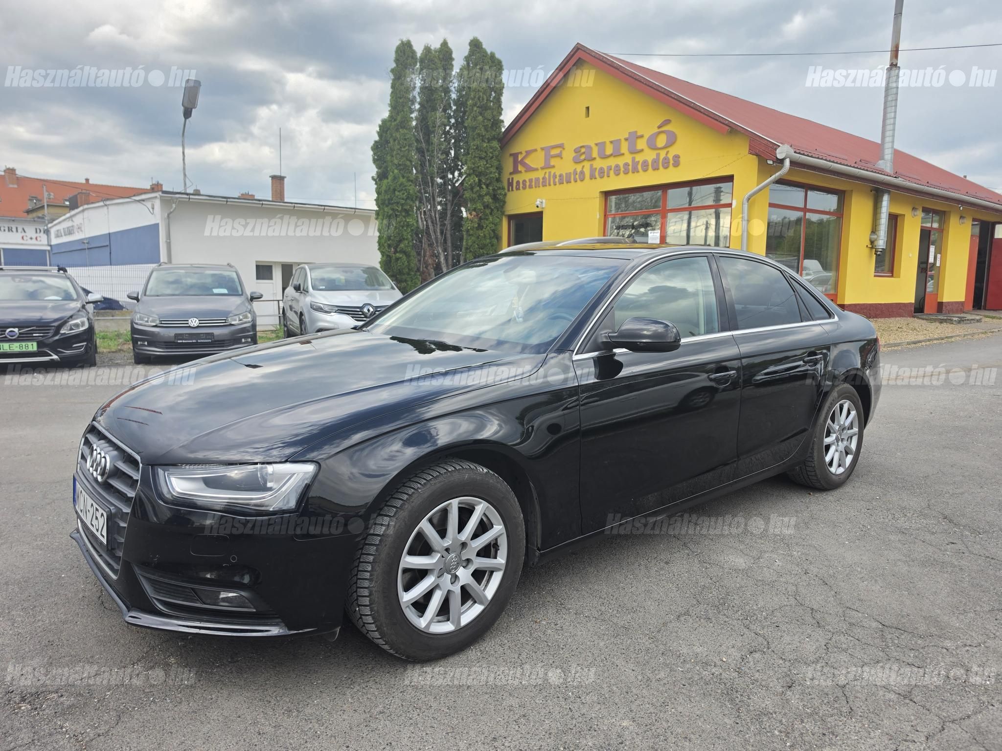 AUDI A4 2012/6 - 1