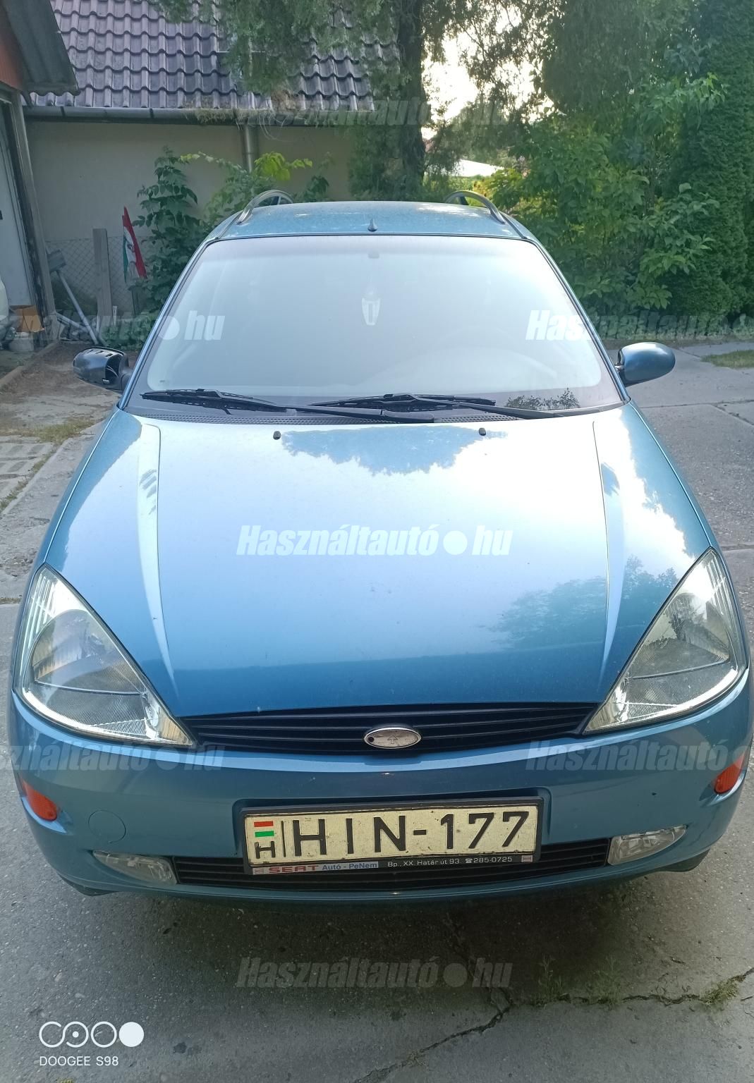 FORD FOCUS 2000/9 - 1