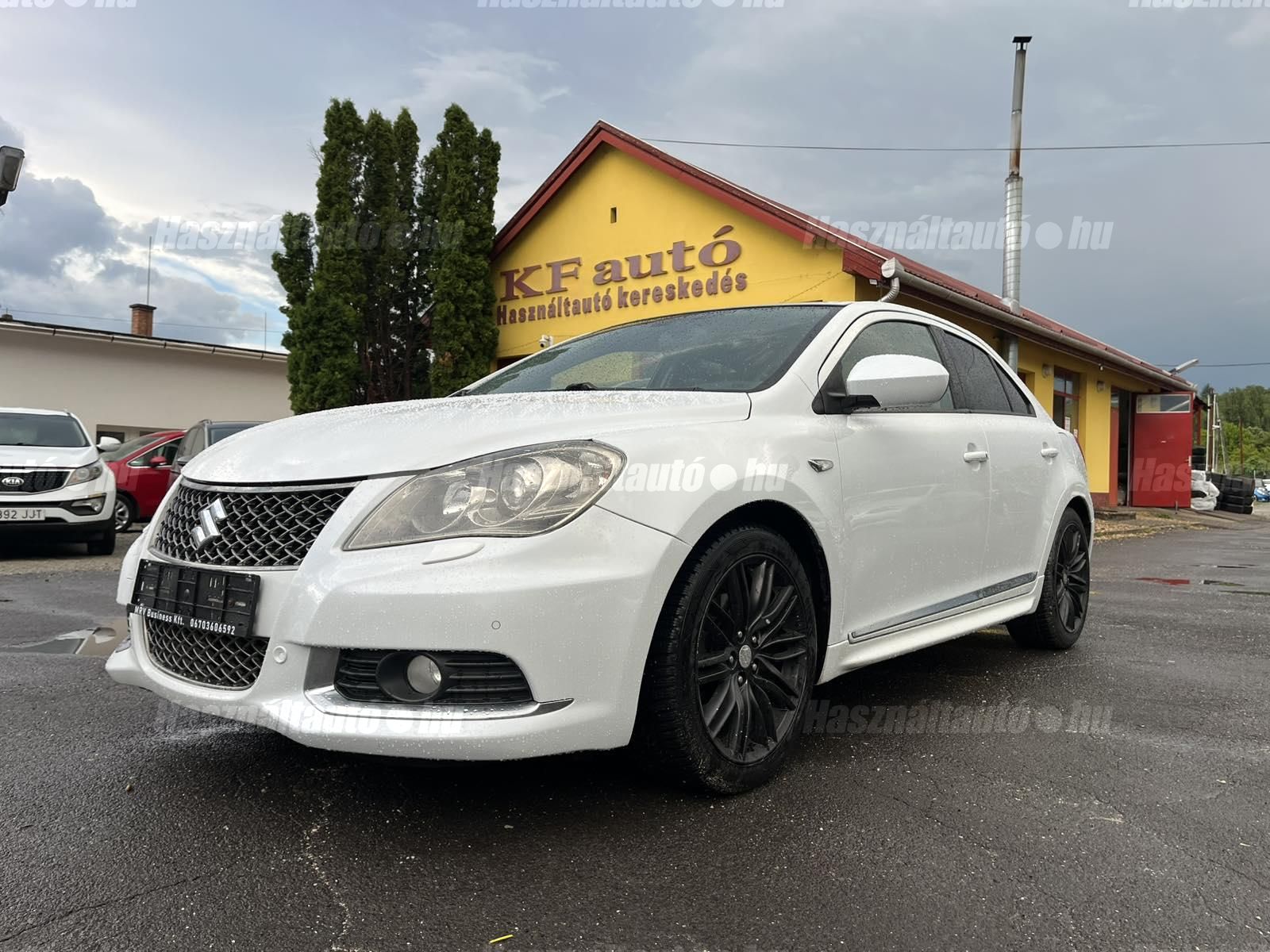 SUZUKI KIZASHI 2011/11 - 1