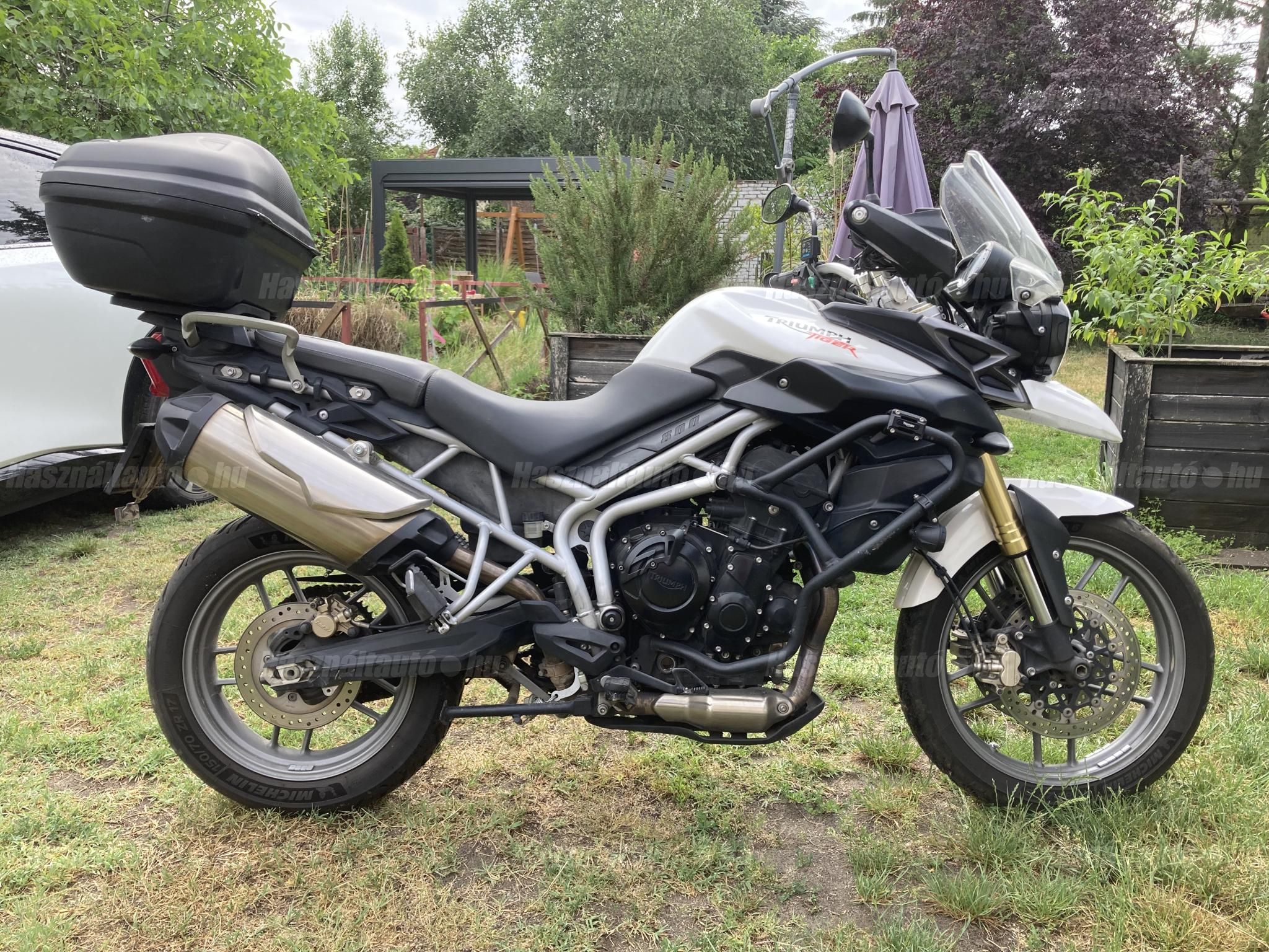 TRIUMPH TIGER 800 2011/3 - 1