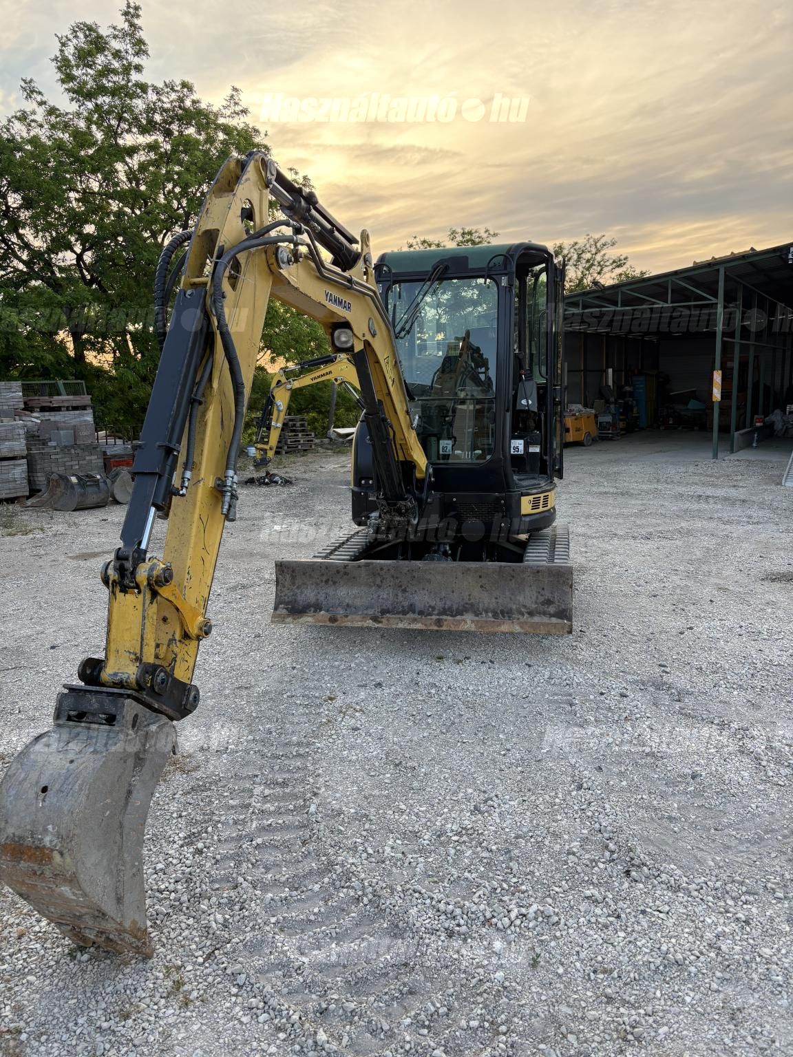 YANMAR 2016 - 1