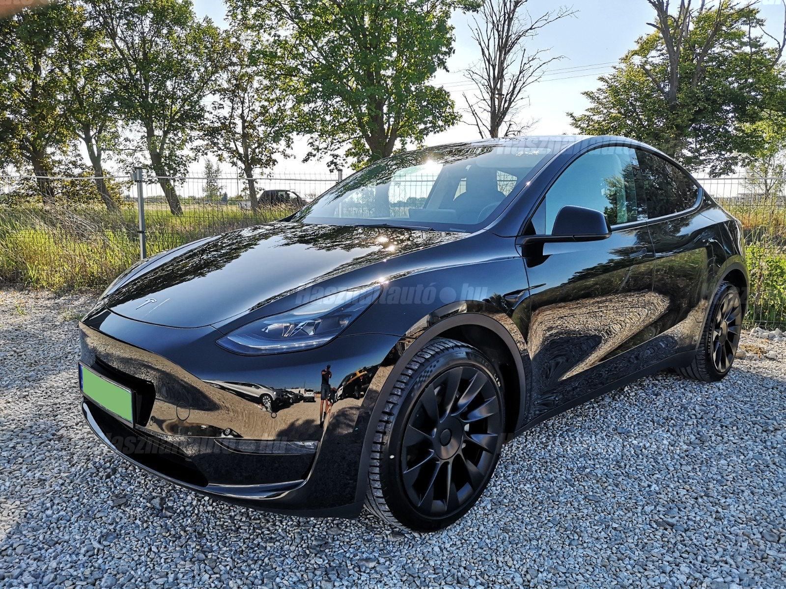 TESLA MODEL Y 2022/9 - 1