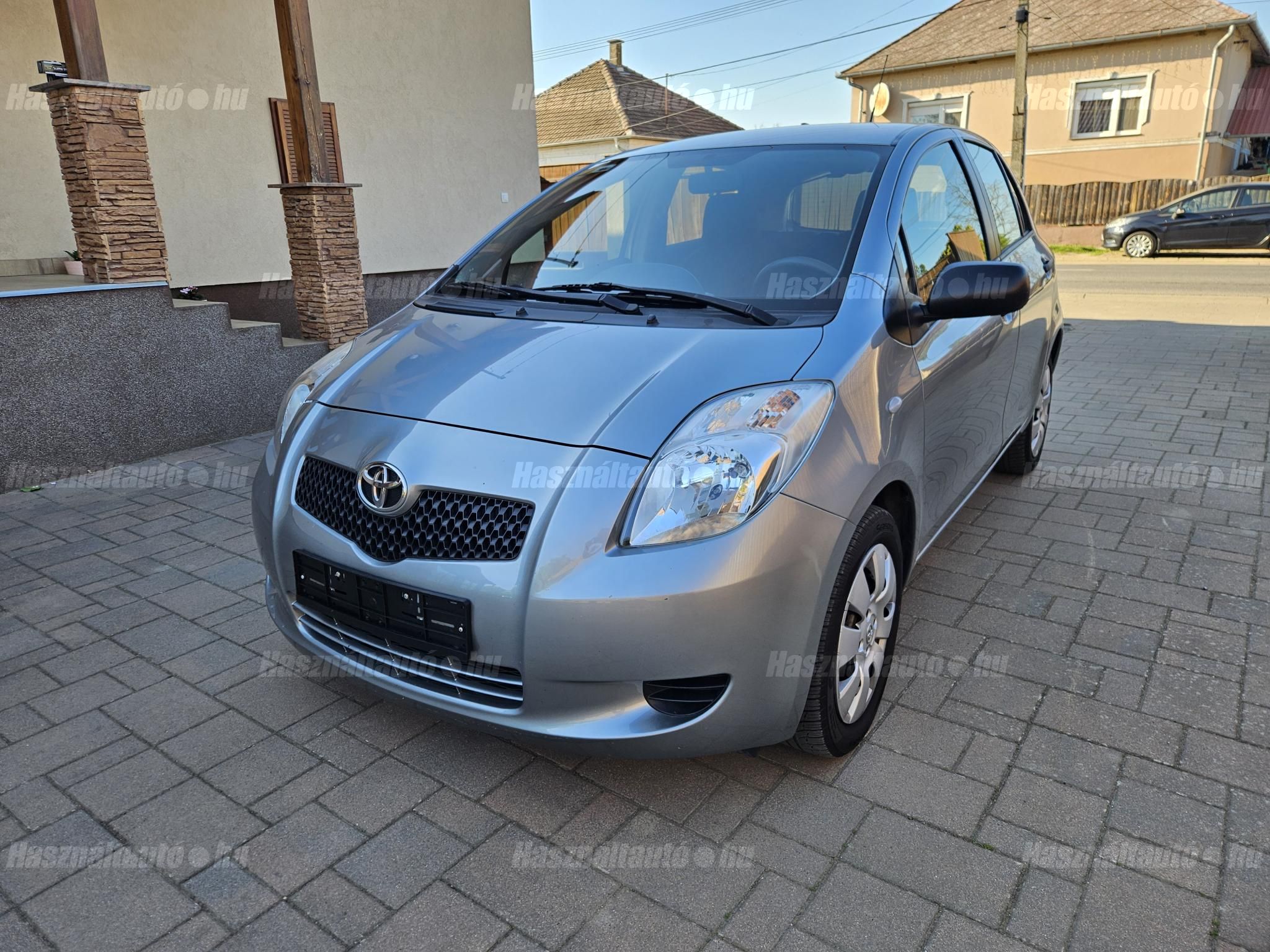 TOYOTA YARIS 2008/6 - 1