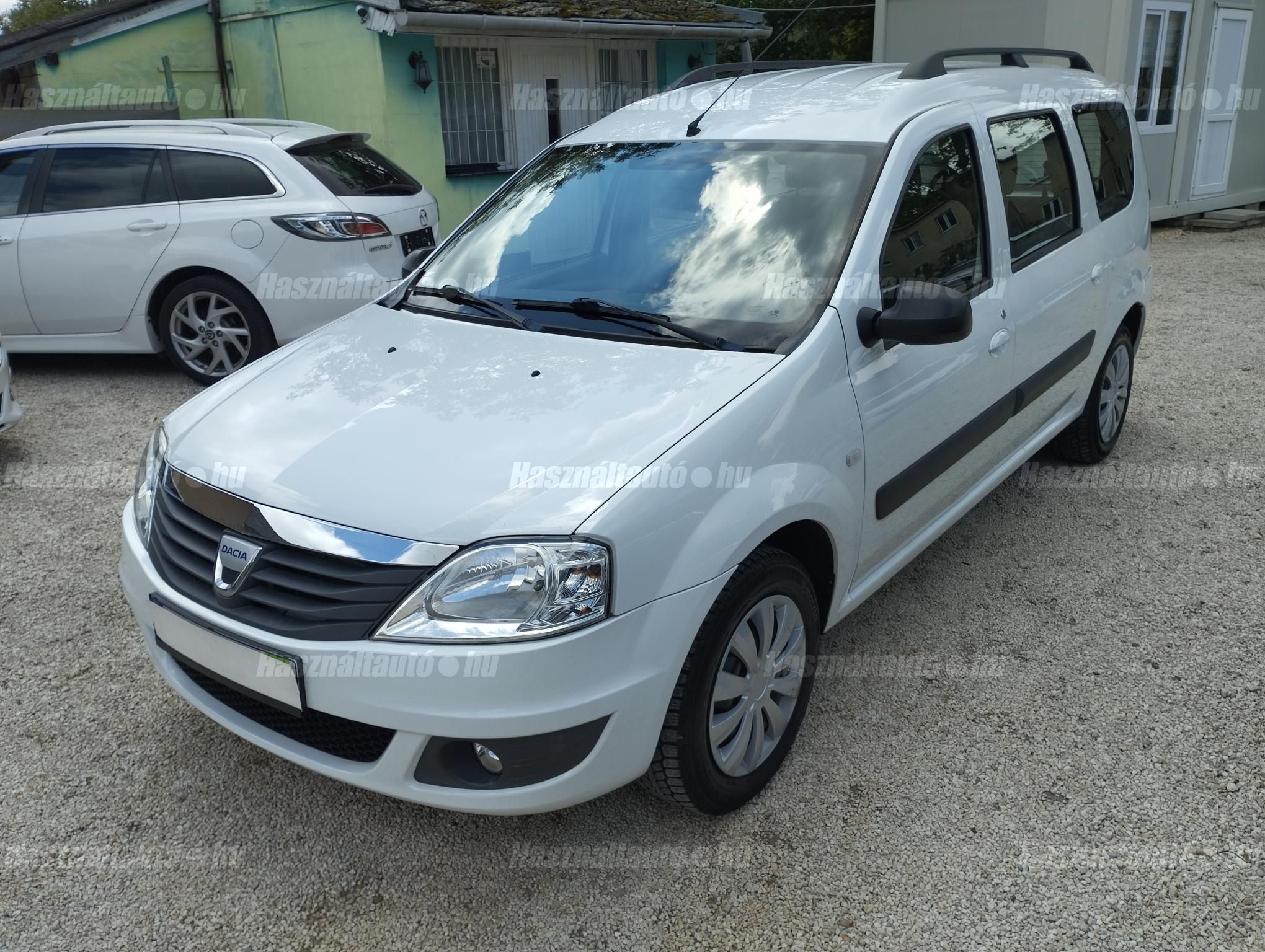 DACIA LOGAN 2010/5 - 1