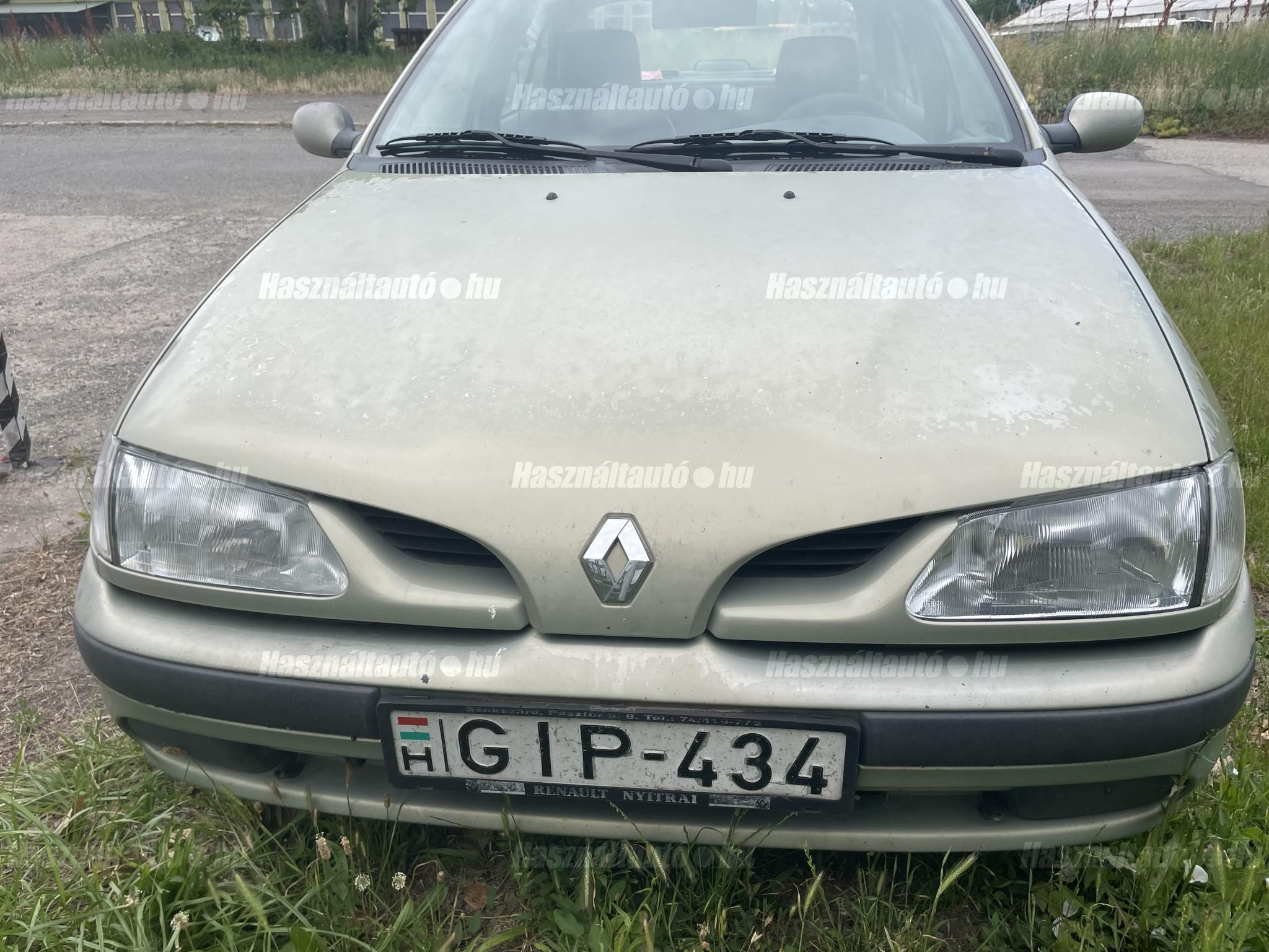 RENAULT MEGANE 1997/7 - 1
