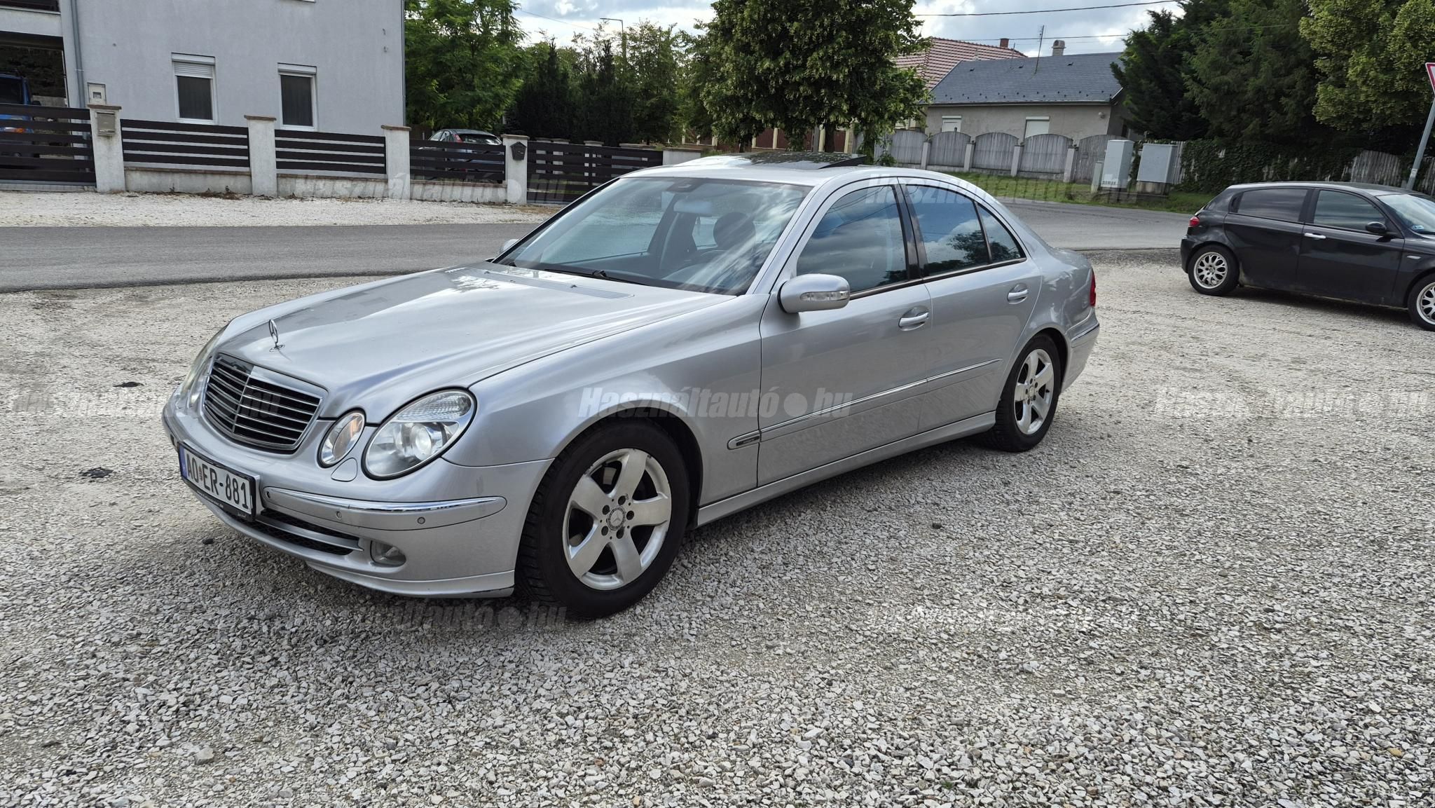 MERCEDES-BENZ E 270 2004/2 - 1