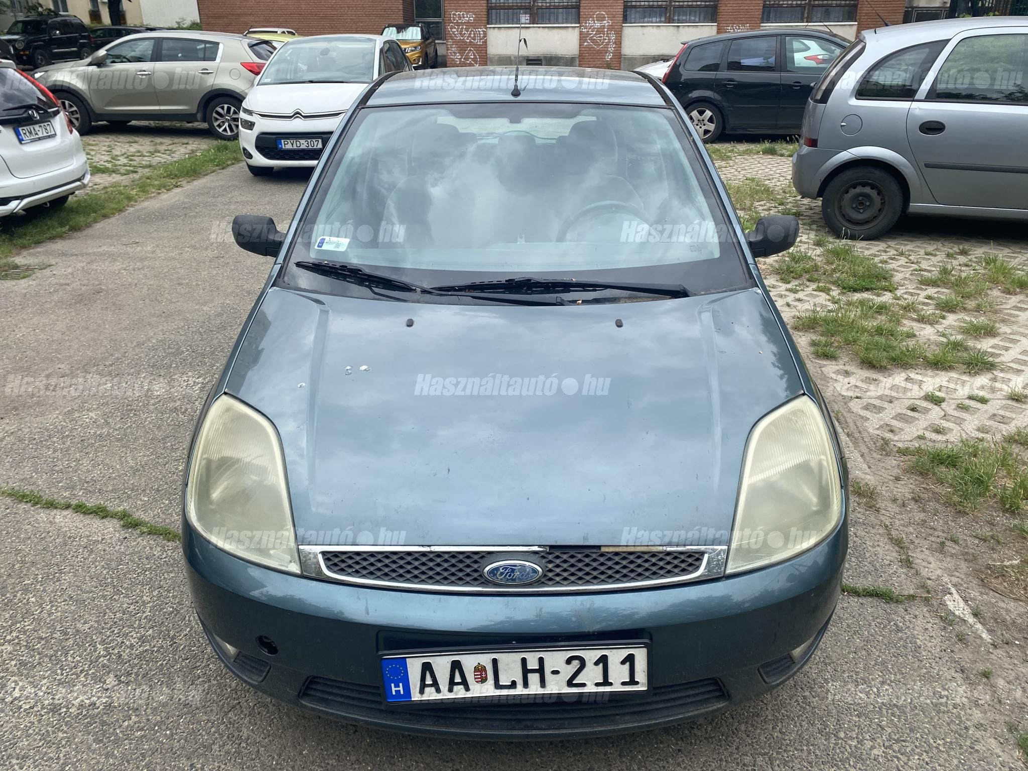 FORD FIESTA 2002/5 - 1