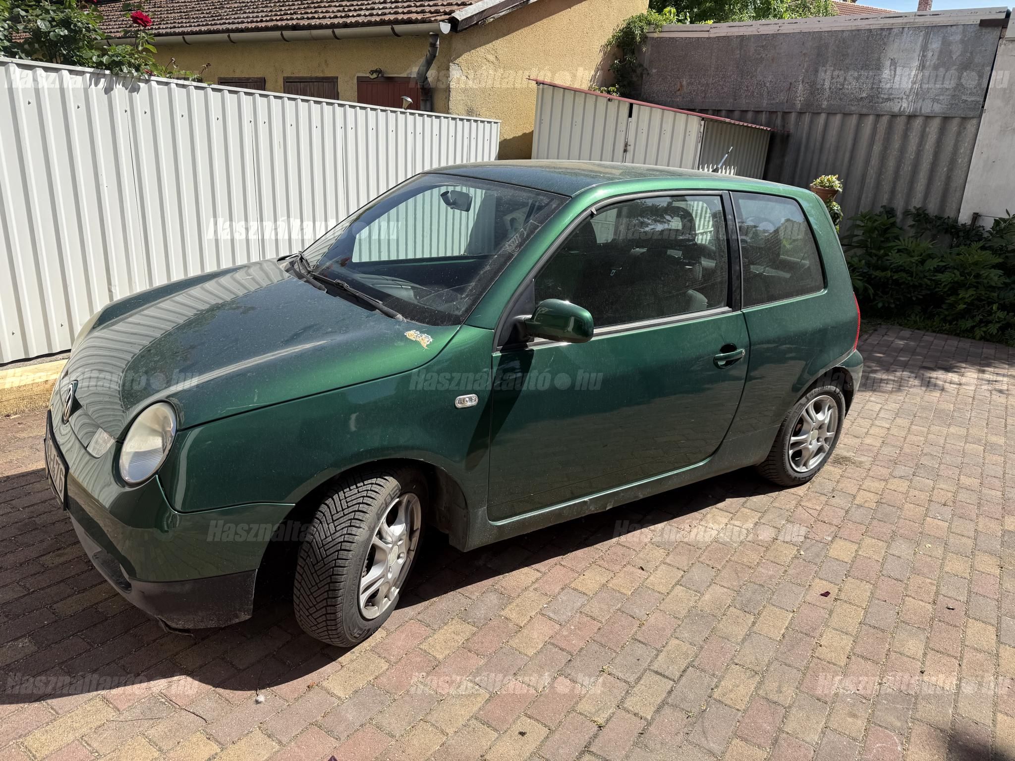 VOLKSWAGEN LUPO 2002/4 - 1