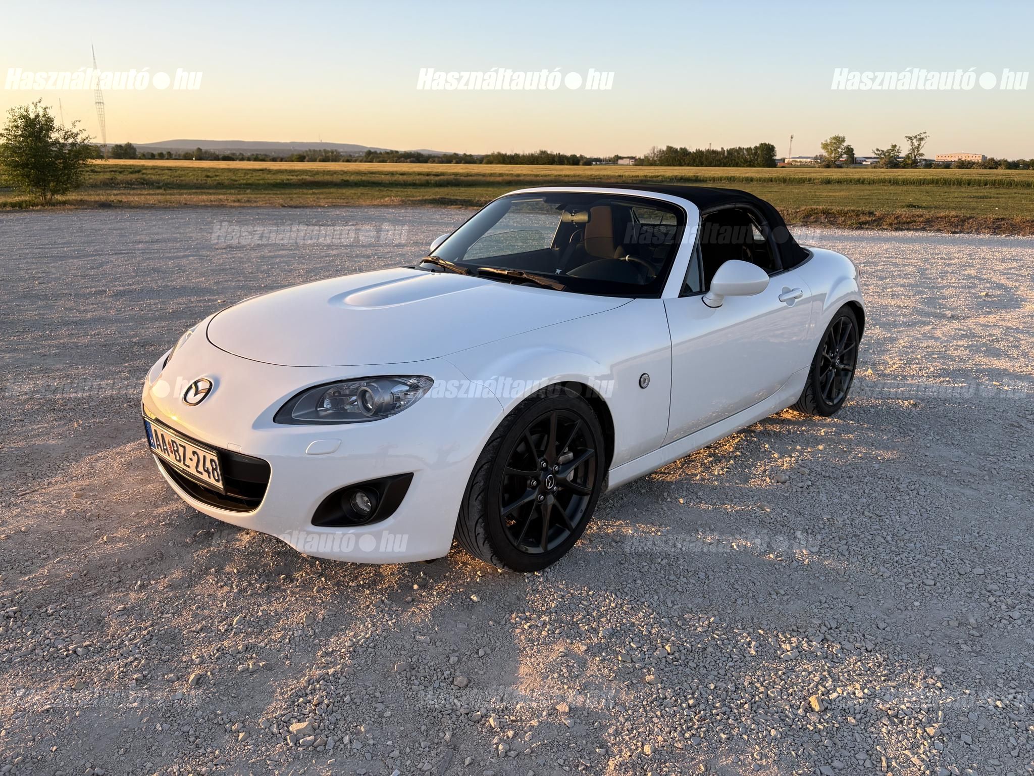 MAZDA MX-5 2013/4 - 1