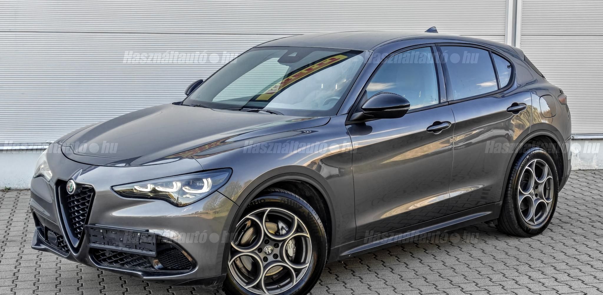 ALFA ROMEO STELVIO 2023/11 - 1