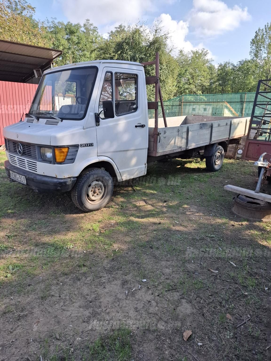 MERCEDES-BENZ 307 1983/12 - 1