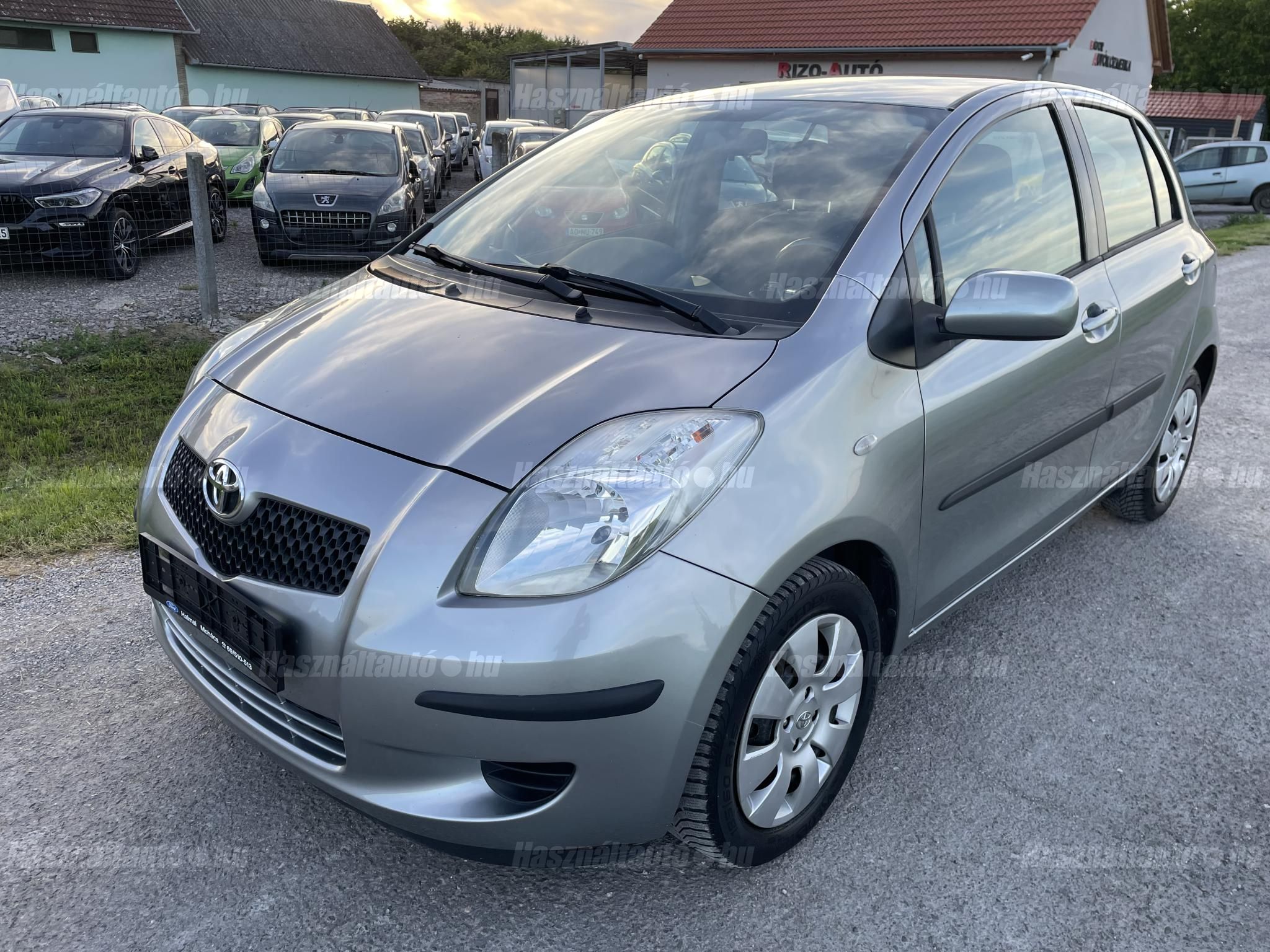 TOYOTA YARIS 2006/5 - 1