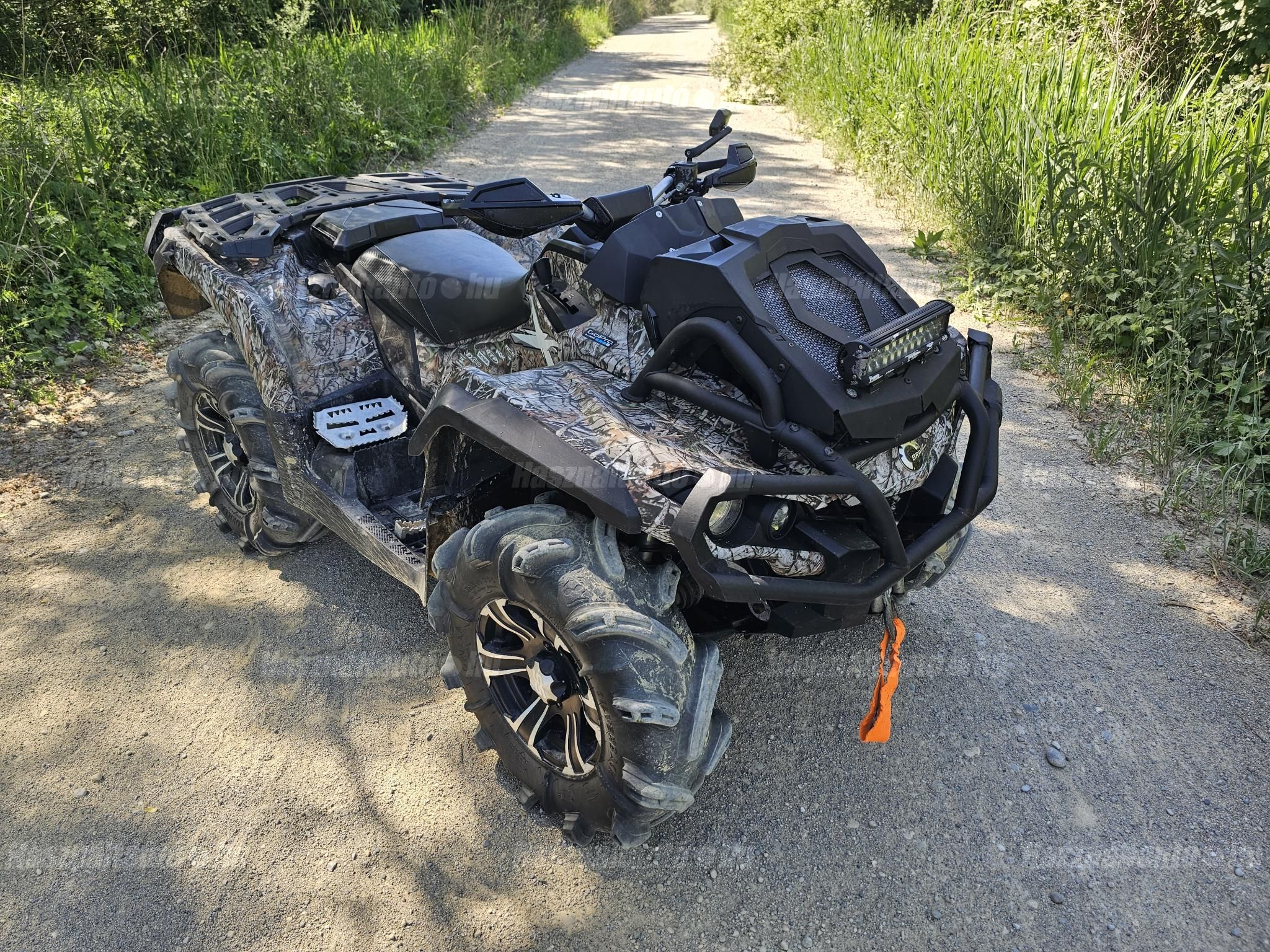 CAN-AM OUTLANDER X MR 2013/1 - 1