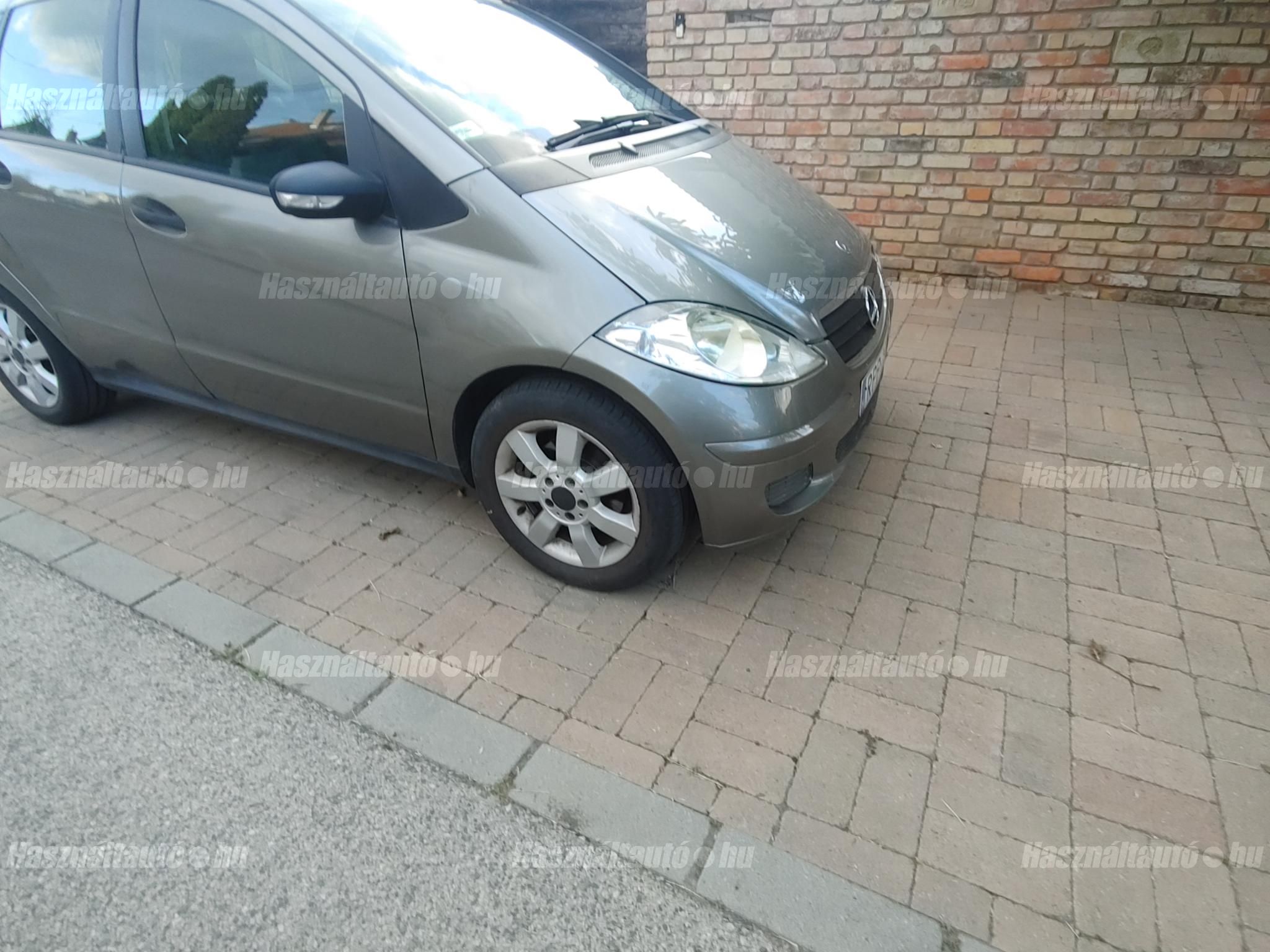 MERCEDES-BENZ A 150 2007/9 - 1