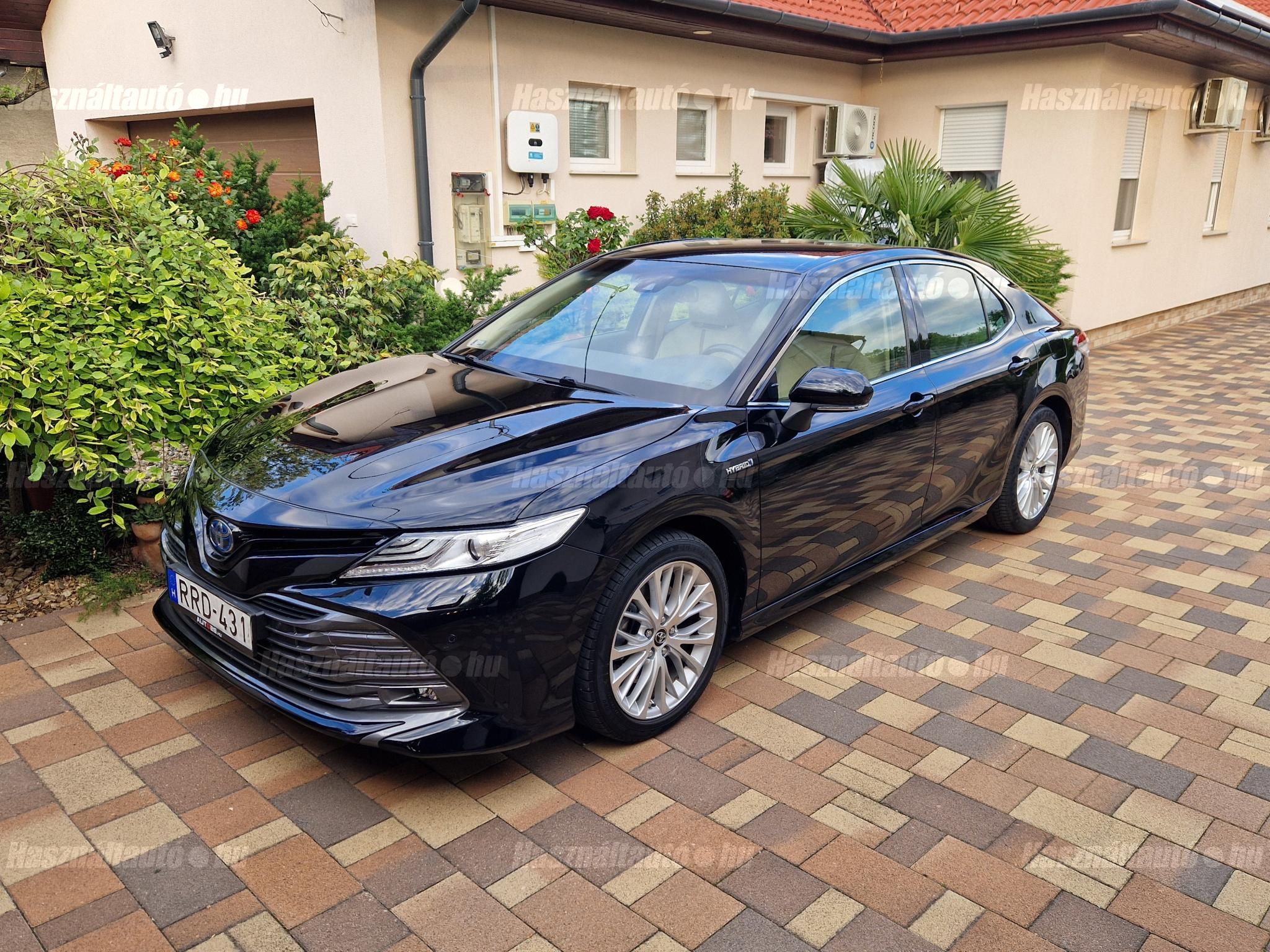 TOYOTA CAMRY 2019/11 - 1