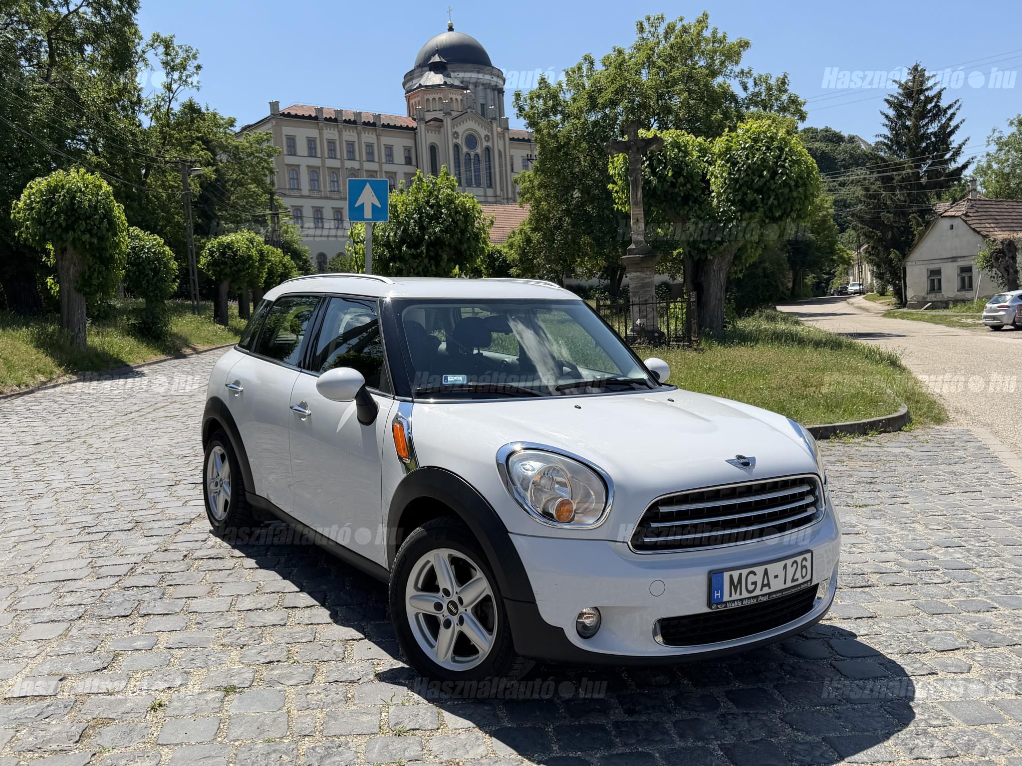 MINI COUNTRYMAN 2012 - 1