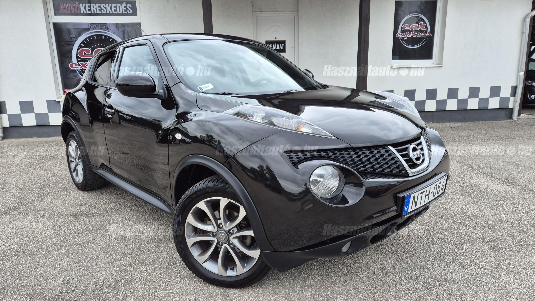 NISSAN JUKE 2014/5 - 1
